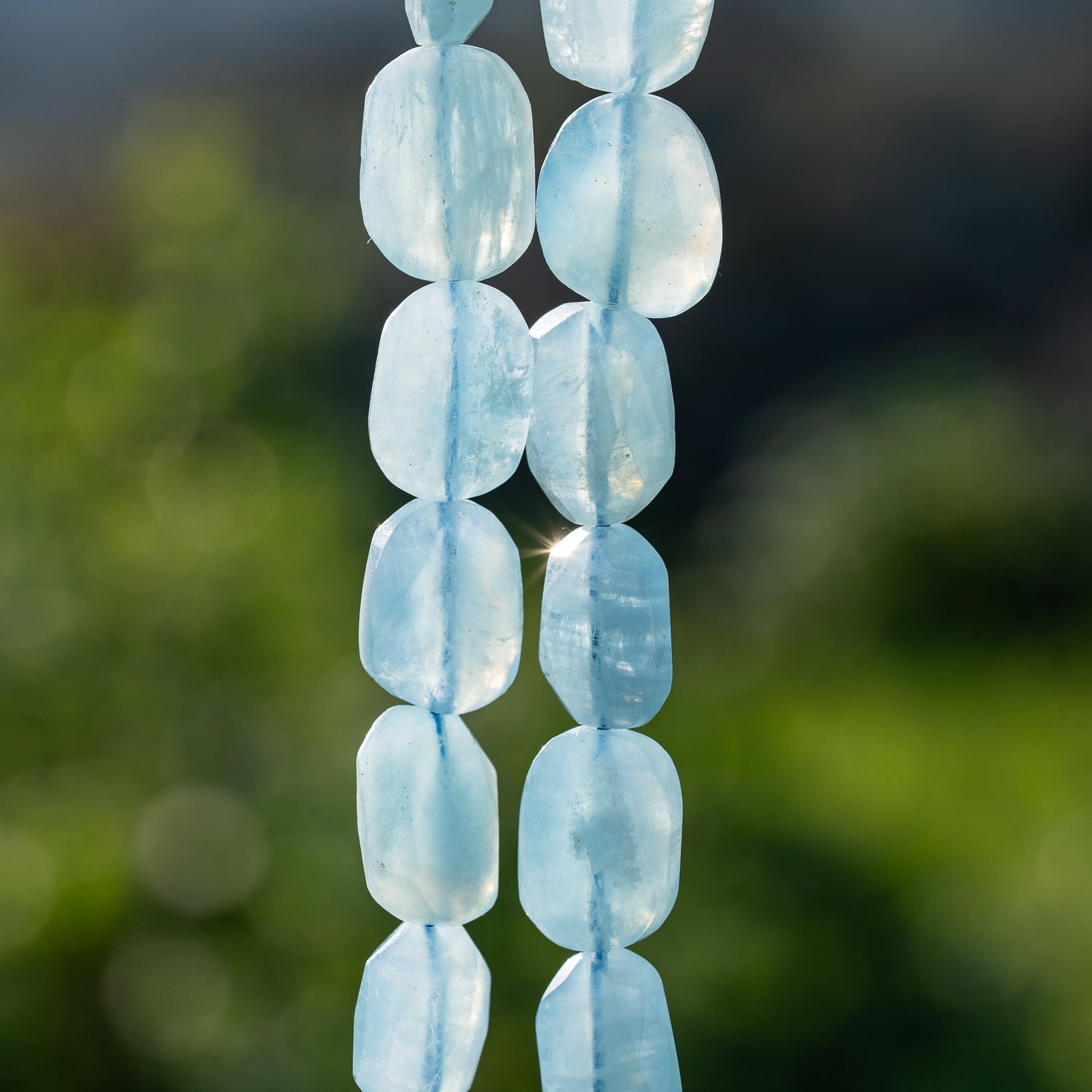 Perles rectangles facettes en Aigue-marine de env 15 à 20 mm ( à l&