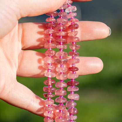 Perles pépites de Quartz fraise de env 8/11 mm ( rang de env 72 perles )