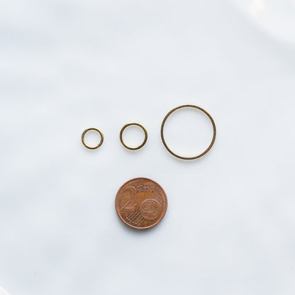 Anneaux fermés connecteurs ronds lisses en laiton plaqué or 24k de 8, 10 et 20 mm ( à l&