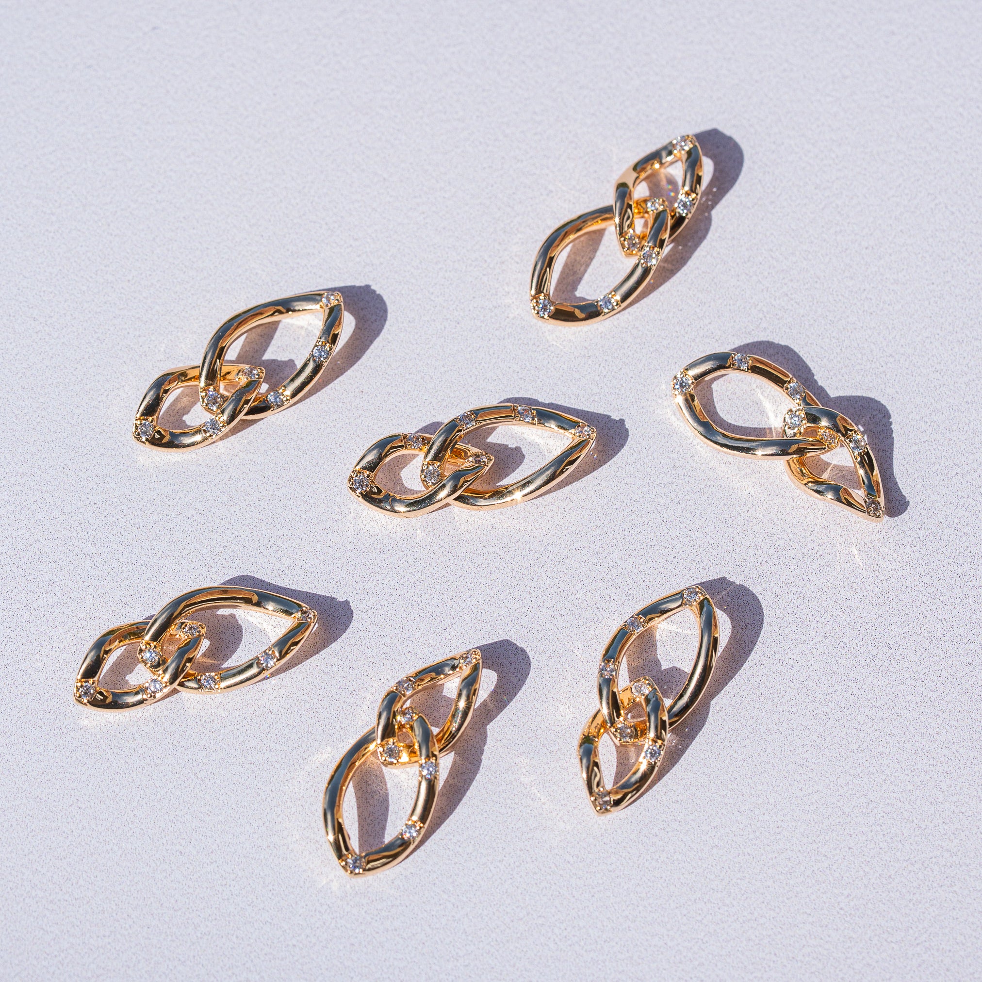 Connecteur maille losange en laiton plaqué or 18k et zirconium de 22 mm ( à l&