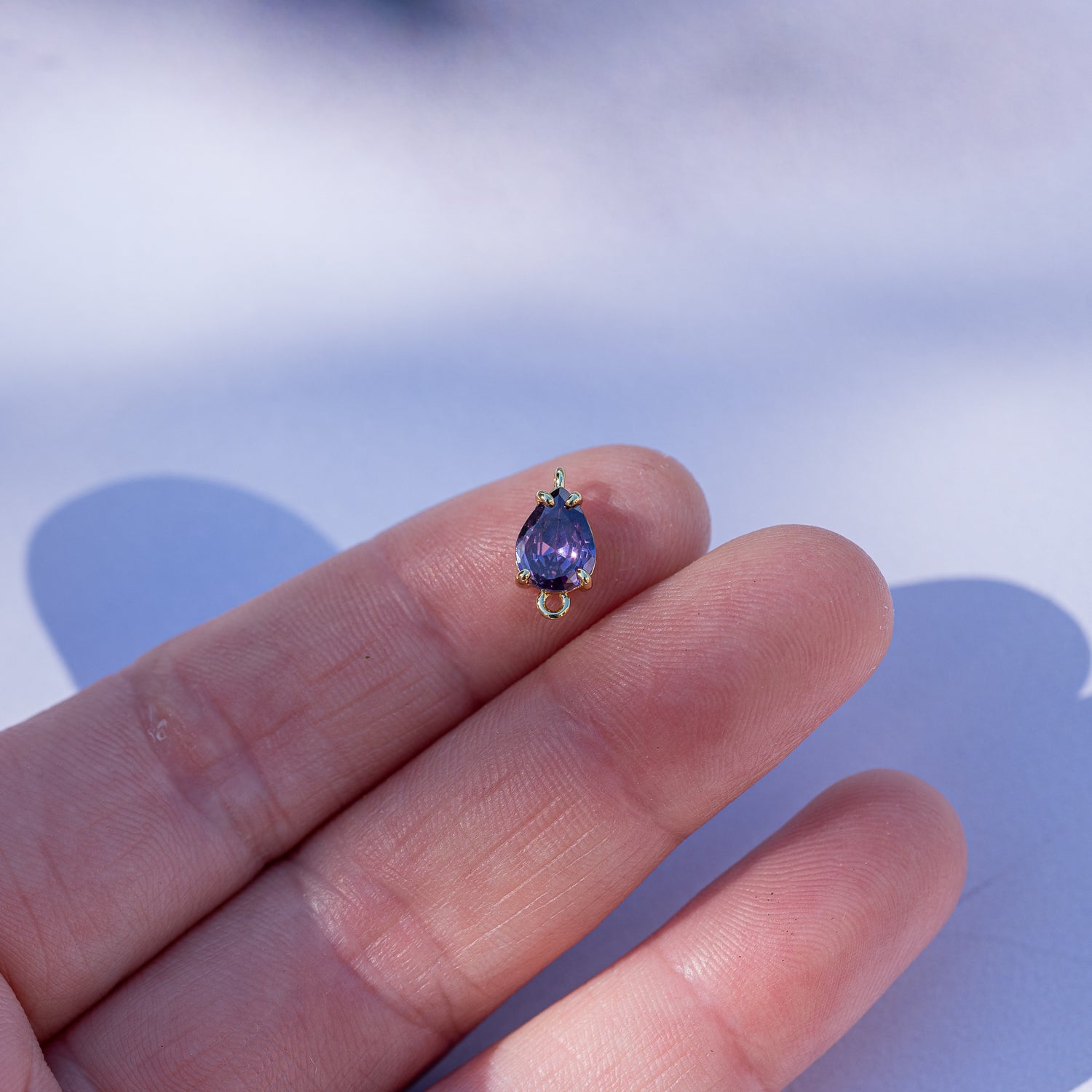 Connecteur goutte en laiton plaqué or 18 k et zirconium violet de 11,5 mm ( à l&
