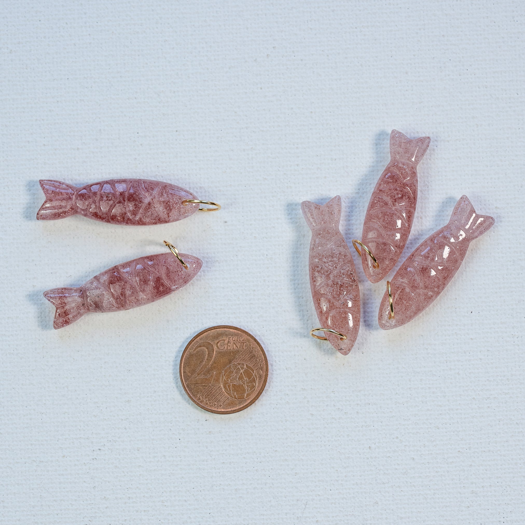 Pendentif poissons en Quartz fraise avec anneau en inox de 34 mm ( à l&