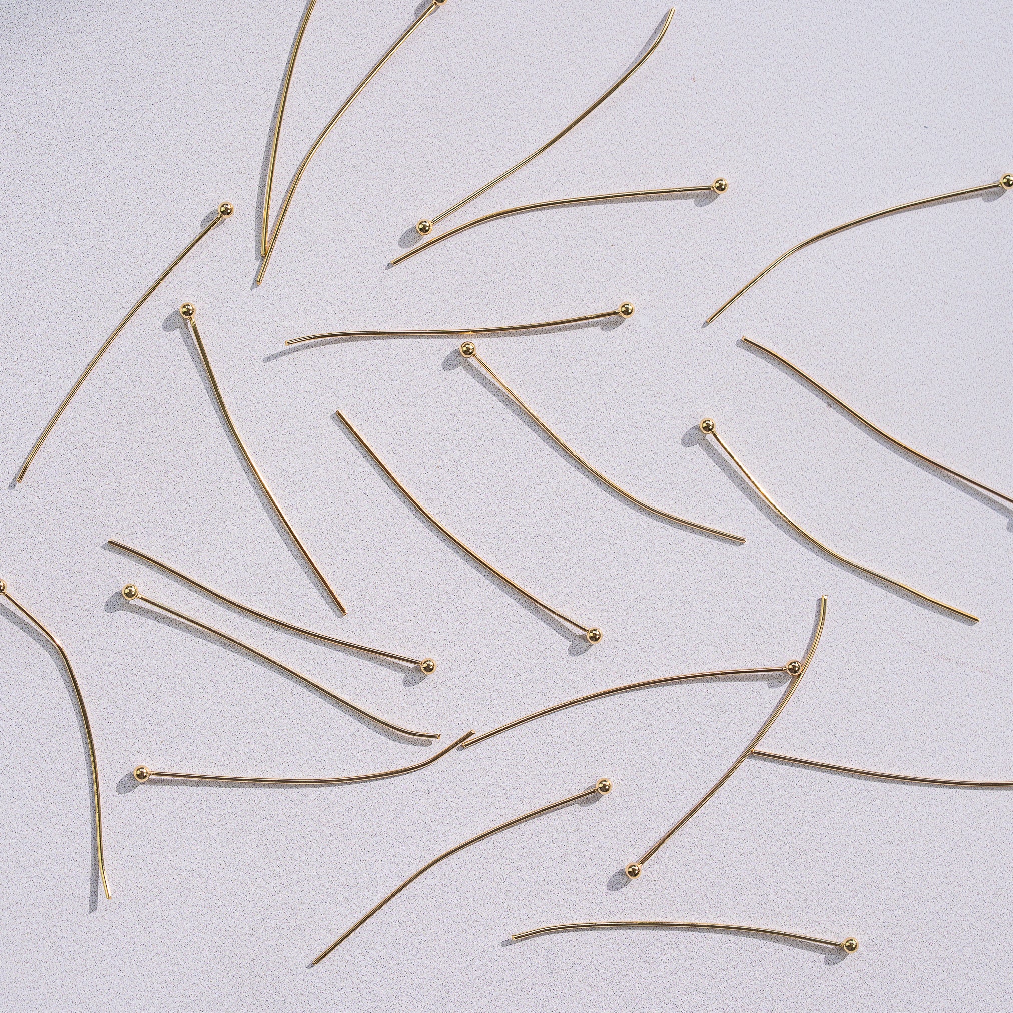 Clous têtes boules en acier inox plaqué or 24k de 40 x 0,6 mm ( lot de 10 )