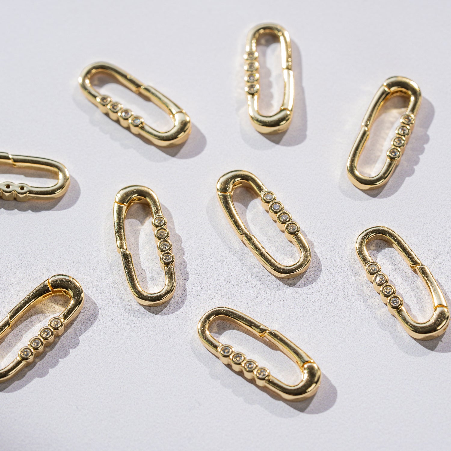 Fermoir à ressort ovale en laiton plaqué or 16k et zirconium de 25,5 mm ( à l&