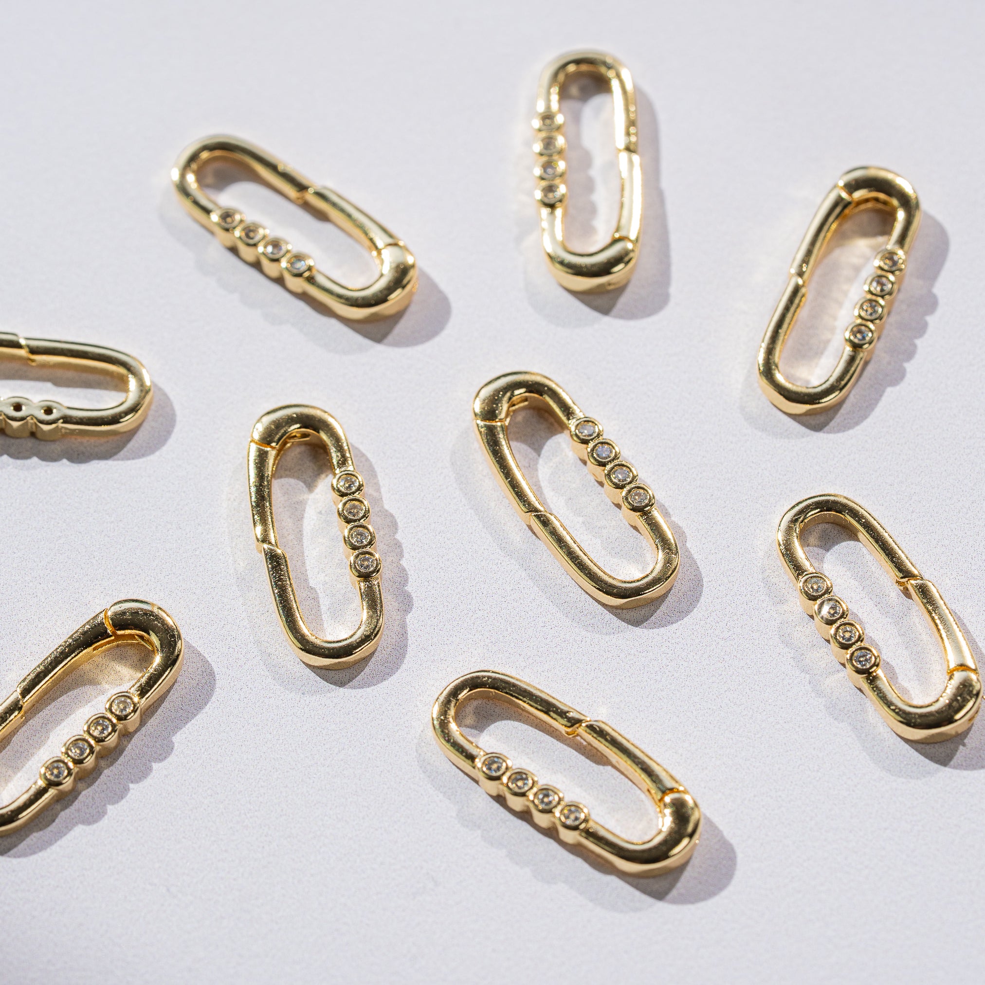 Fermoir à ressort ovale en laiton plaqué or 16k et zirconium de 25,5 mm ( à l&
