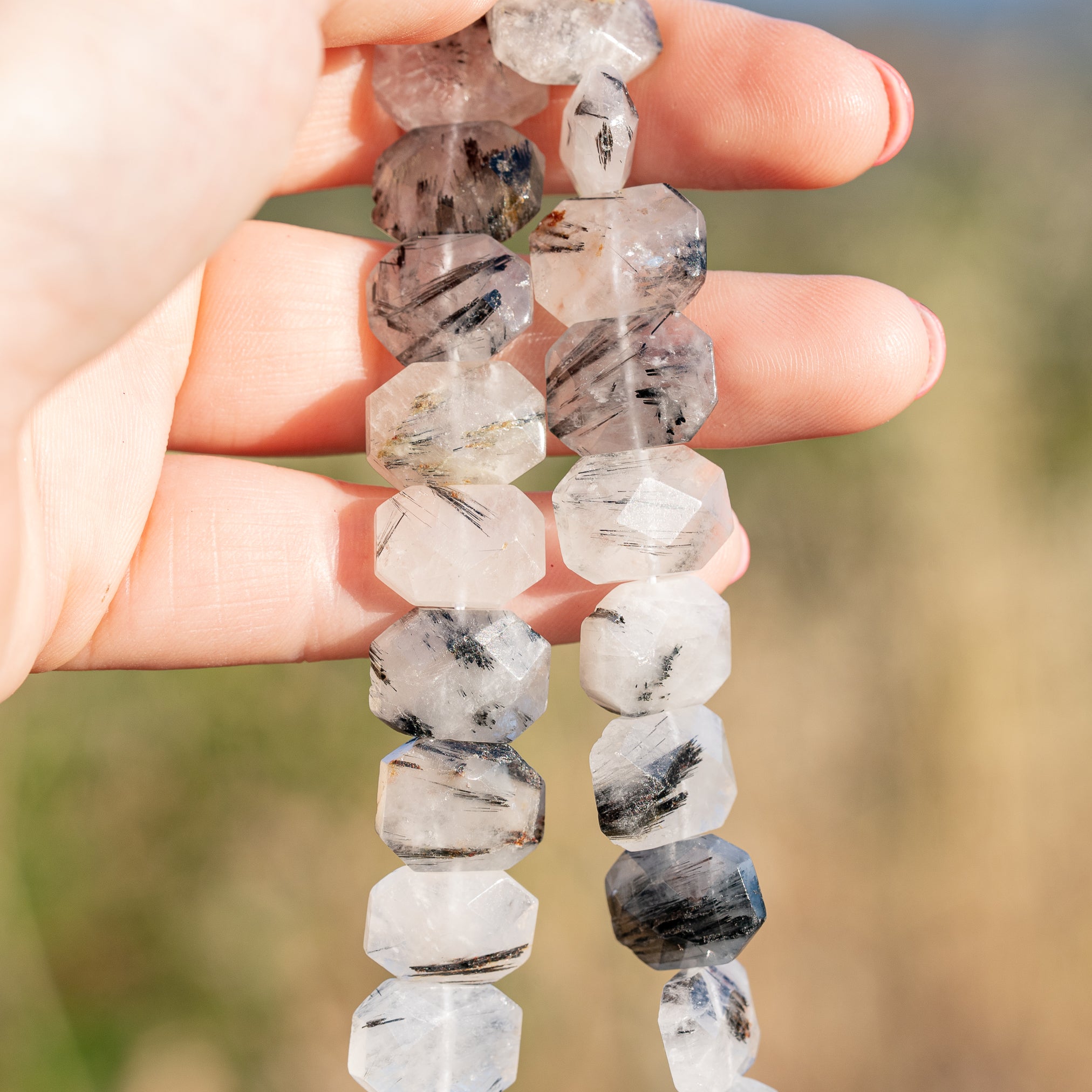 Perles rectangles facettes de Quartz tourmaline de env 14 x 11 mm ( à l&