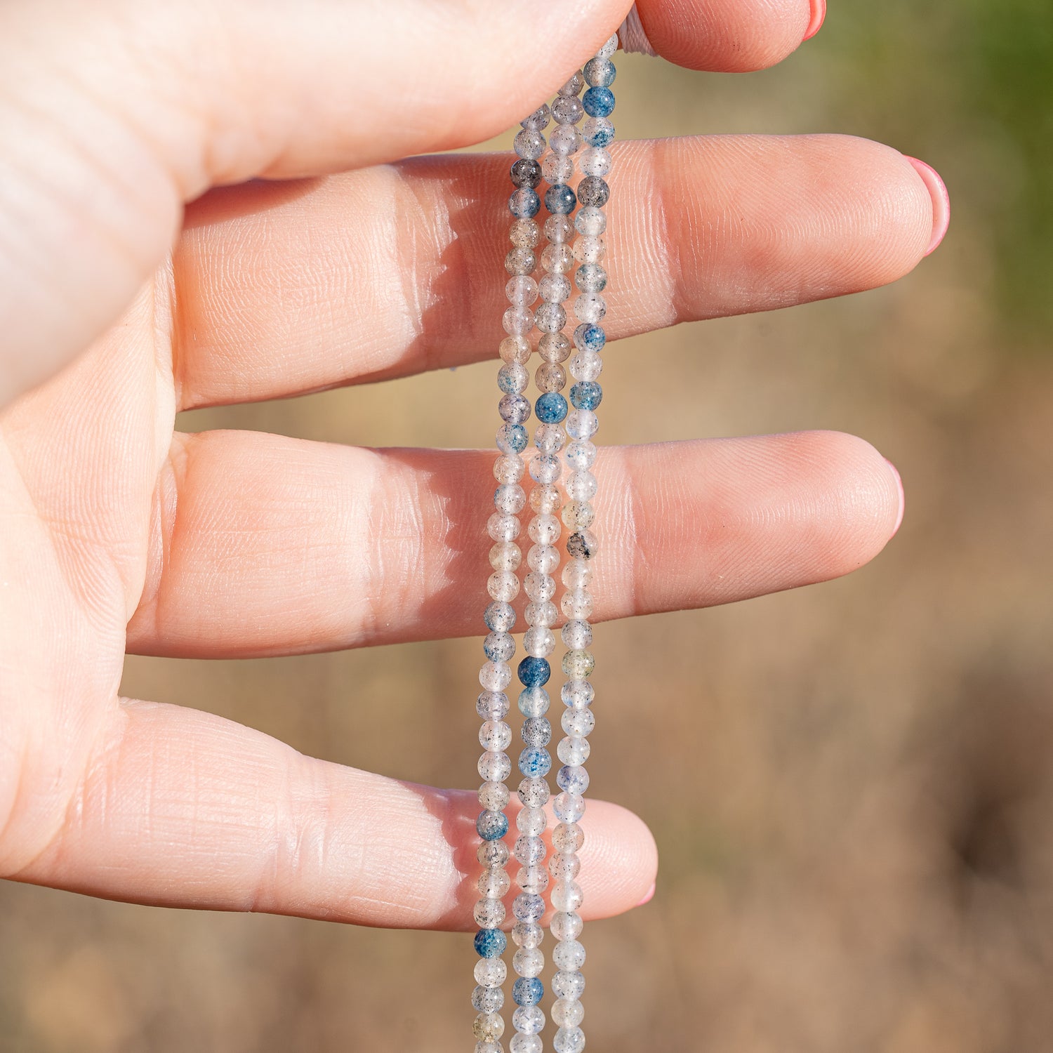 Perles rondes lisses de Jaspe K2 de 3 mm ( rang de env 142 perles )