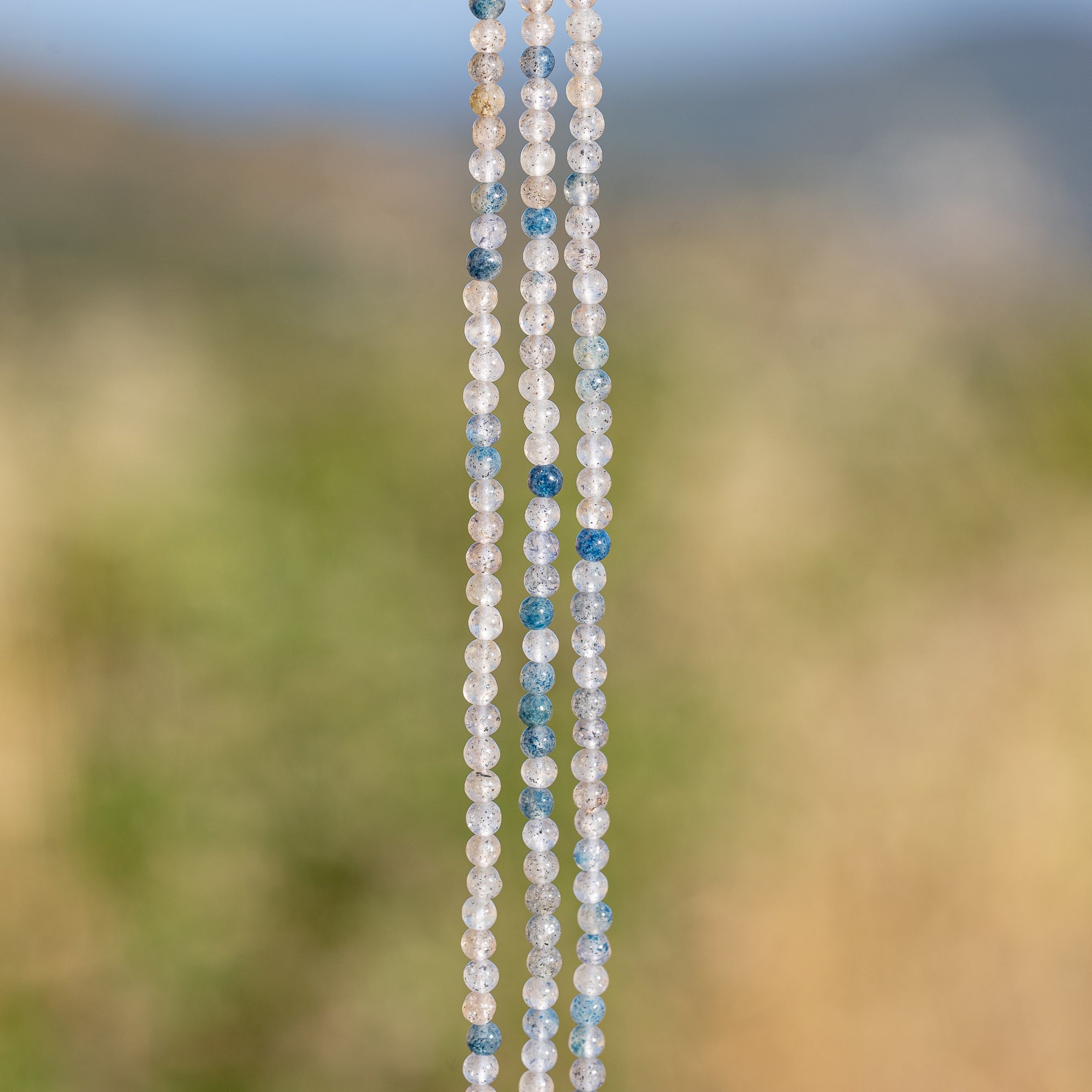 Perles rondes lisses de Jaspe K2 de 3 mm ( rang de env 142 perles )