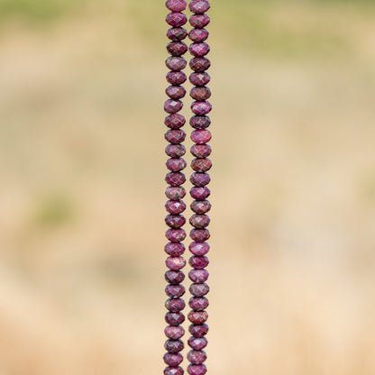 Perles rondelles facettes de Rubis de 6 x 4 mm ( lot de 6 perles ou fil complet de 38,5 cm )