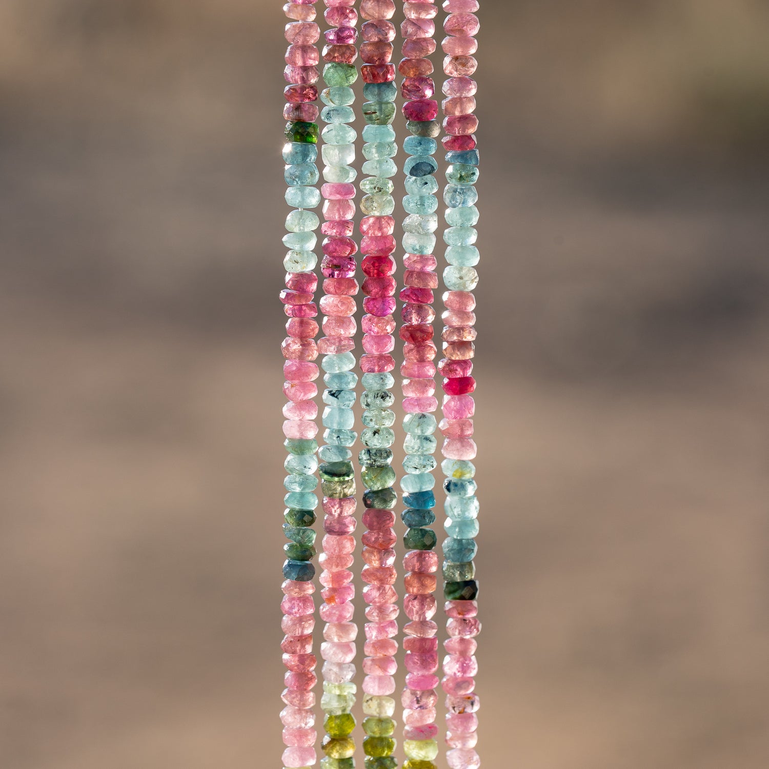 Rangs de 33/34 cm de perles rondelles facettes de Tourmaline multicolore de env 4 x 1,5/2,5 mm(Copie)