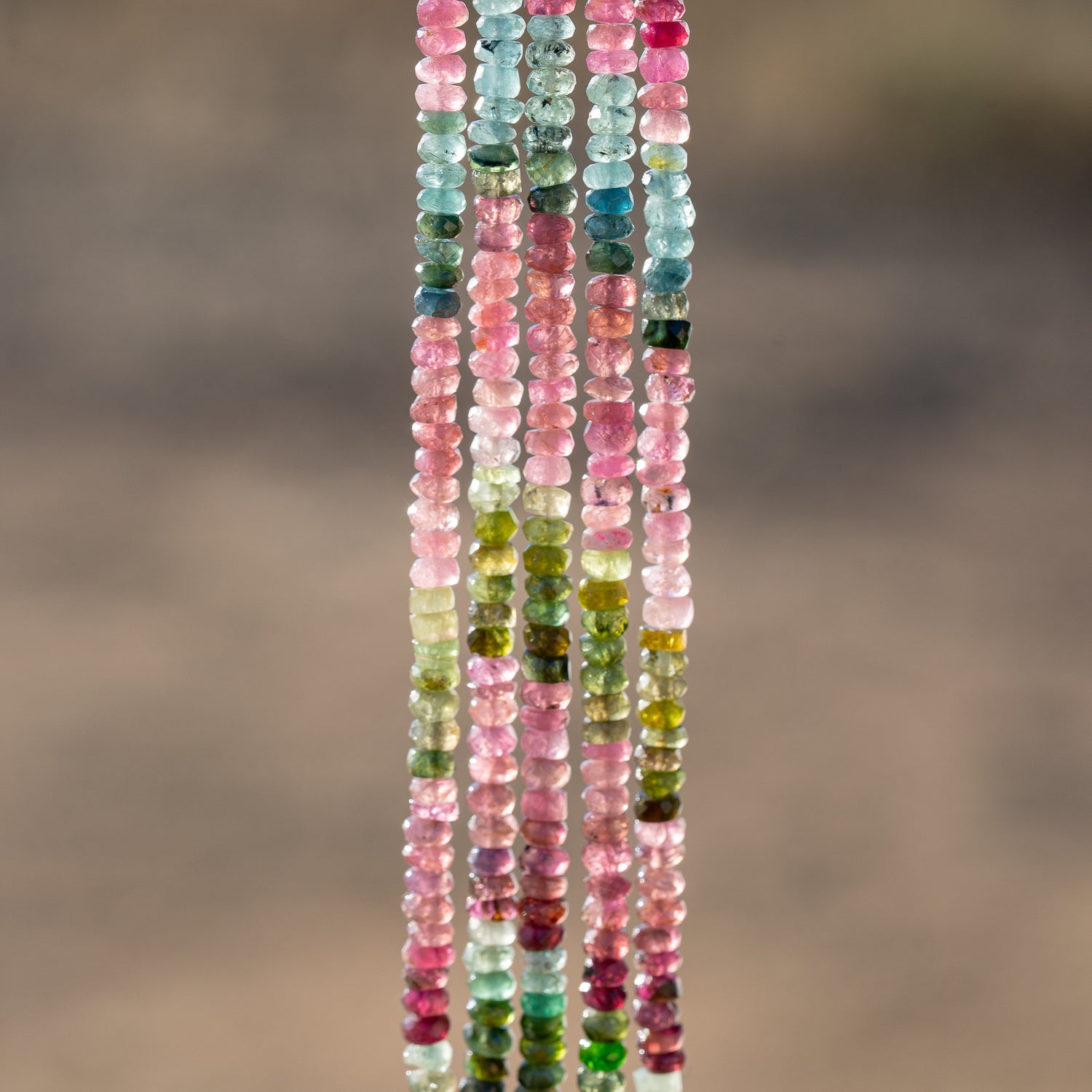 Rangs de 33/34 cm de perles rondelles facettes de Tourmaline multicolore de env 4 x 1,5/2,5 mm(Copie)