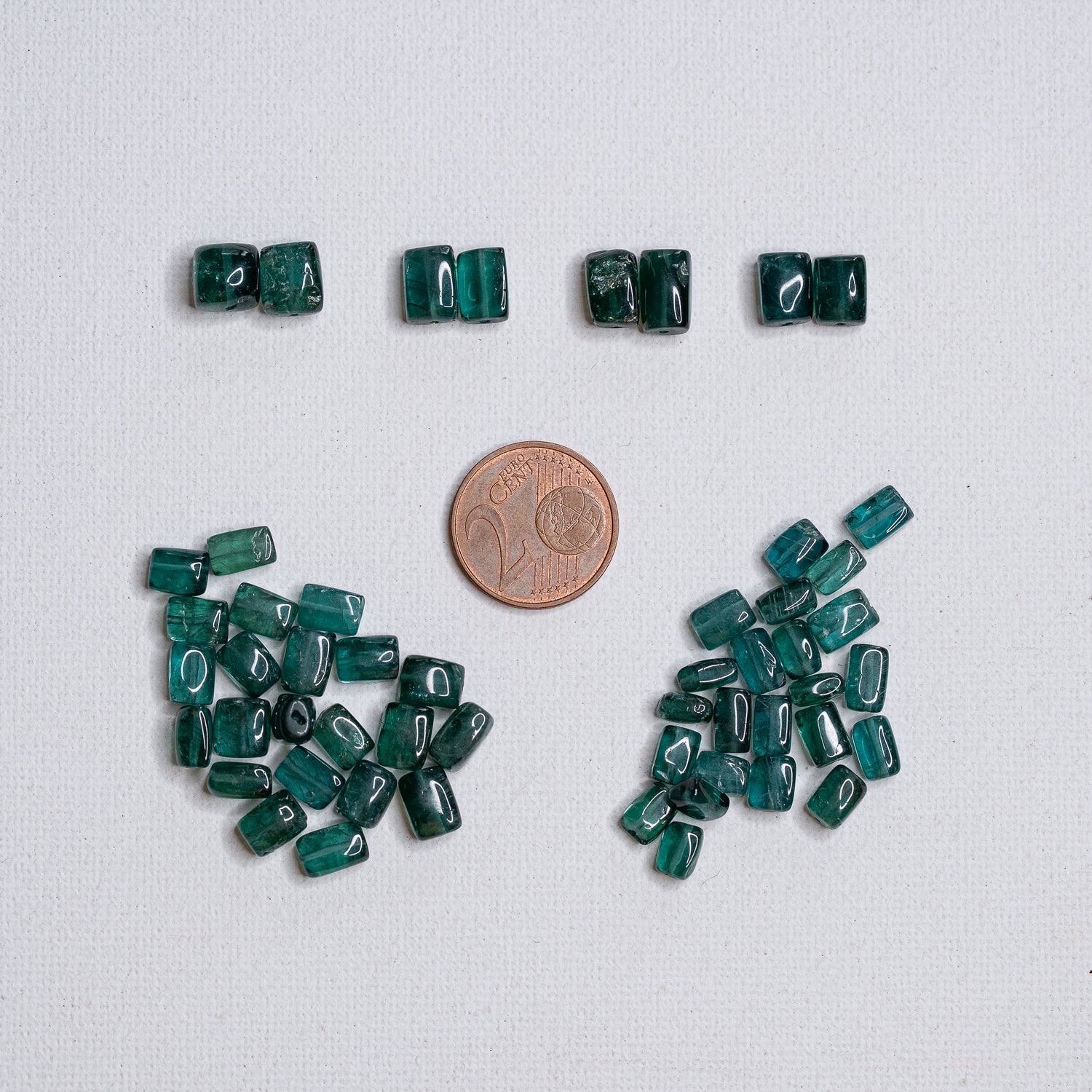 Perles rectangles lisses en Apatite vert/bleu 💚 de env 6,5 à 9 mm ( lot de 2 perles )