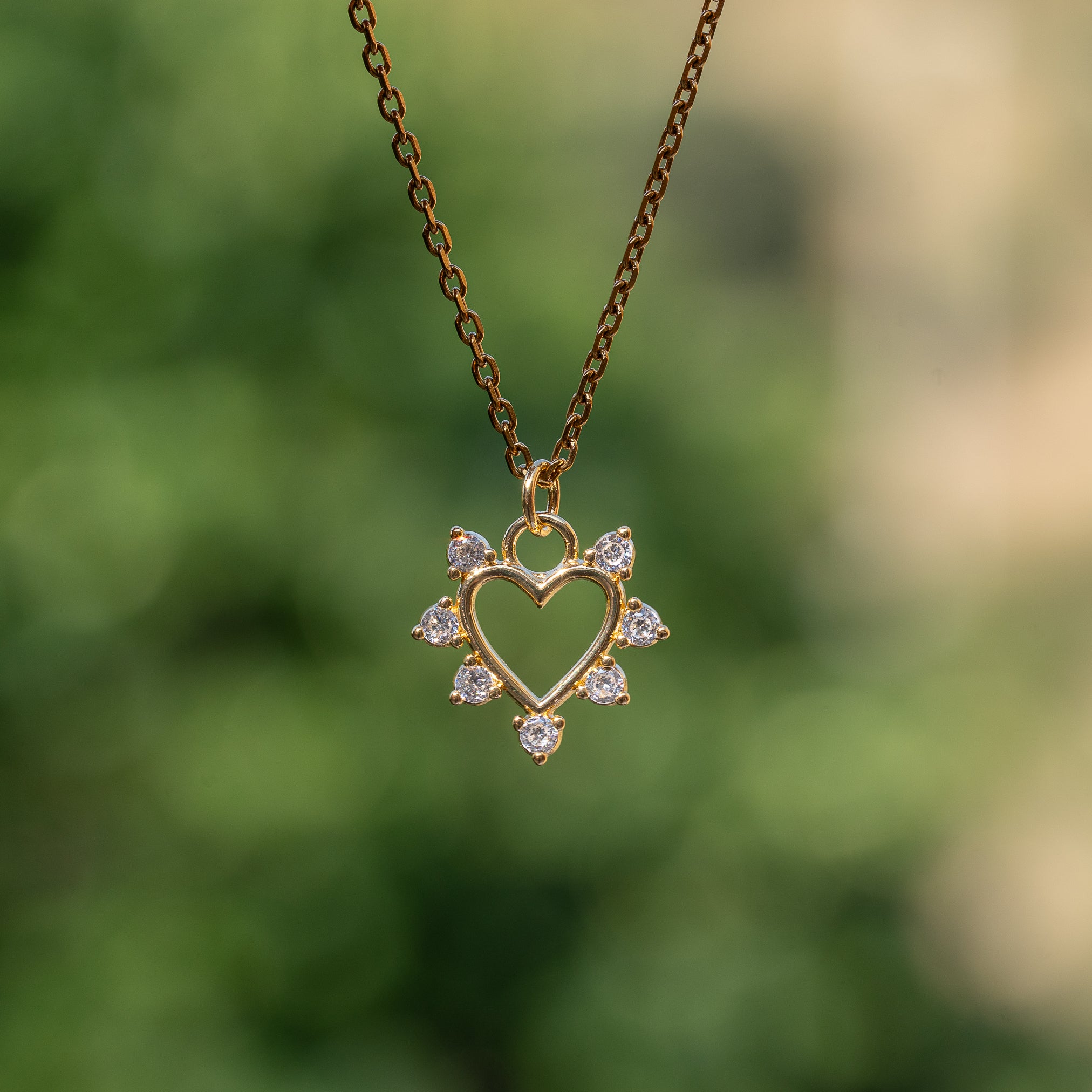 Breloques coeur en laiton plaqué or 16k et zirconium de 20,5 mm ( à l&