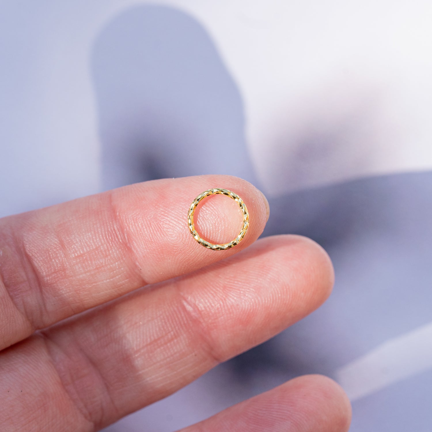 Anneaux fermés connecteurs diamantés en laiton plaqué or 18k de 10 mm ( à l&