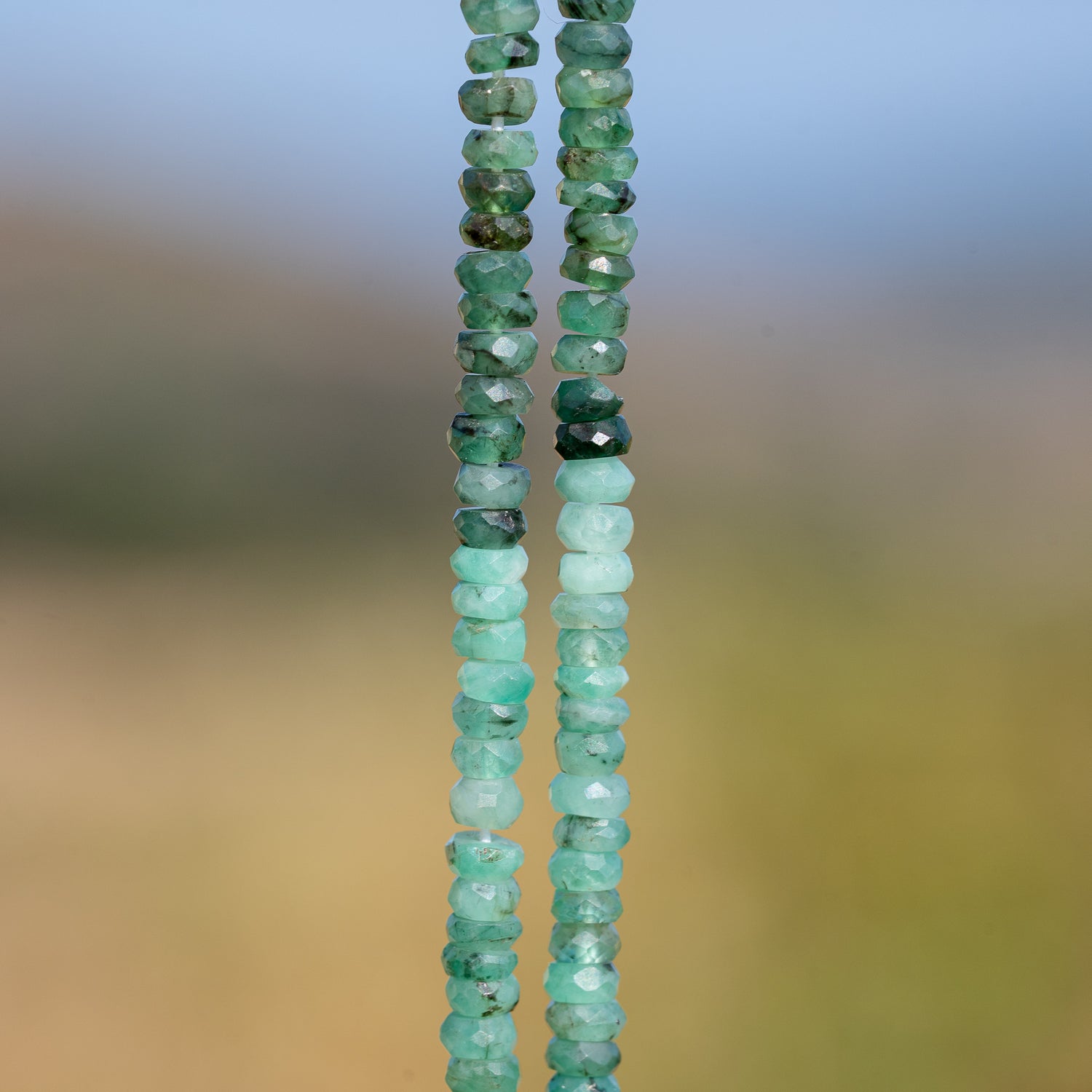 Perles rondelles facettes en Émeraude de env 3,5 mm ( lot de 8 perles )