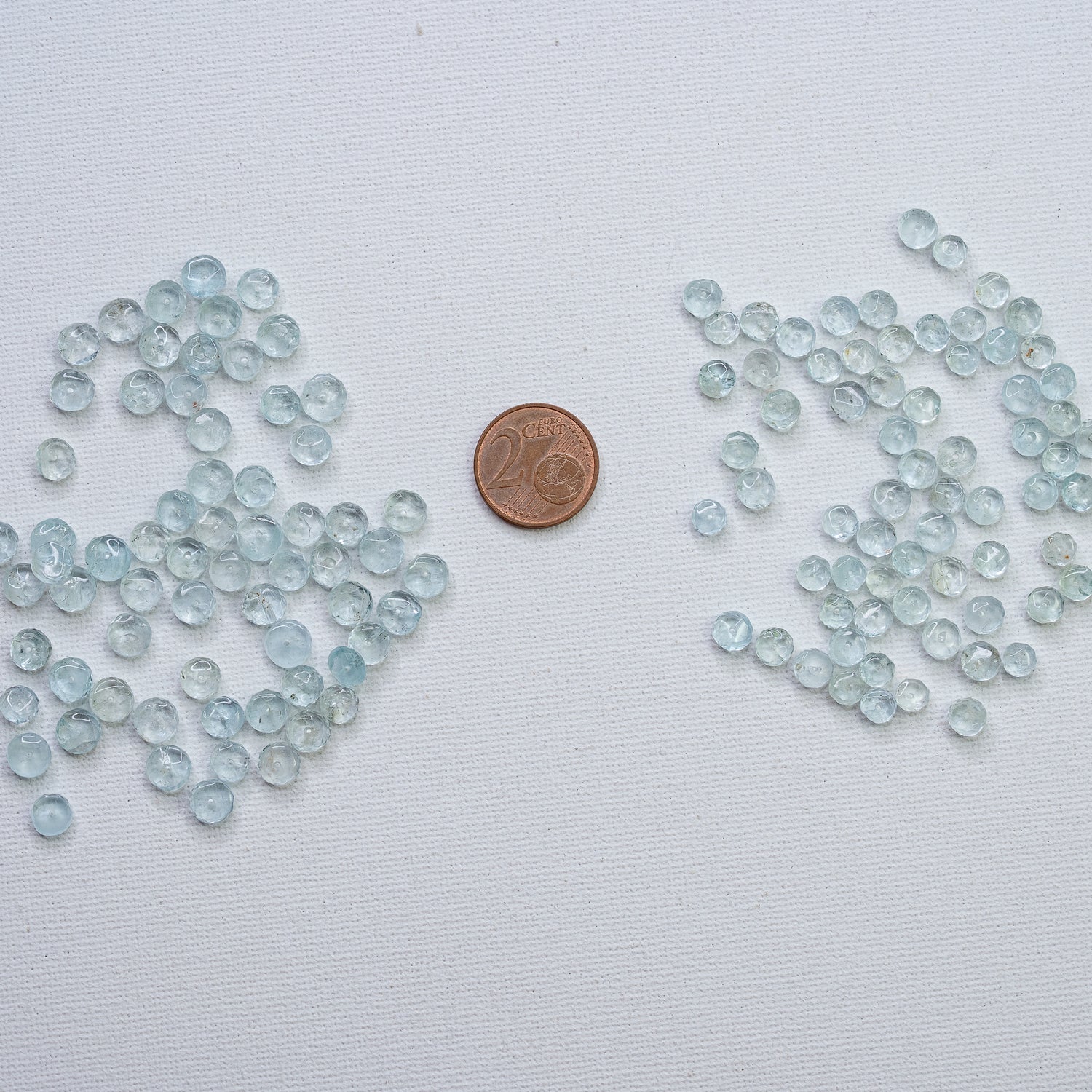 Perles rondelles facettes en Aigue-marine de env 5/6,5 mm ( lot de 4 perles )