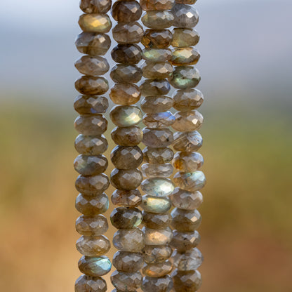 Perles rondelles facettes de Labradorite de 9/10 mm ( lot de 2 perles )