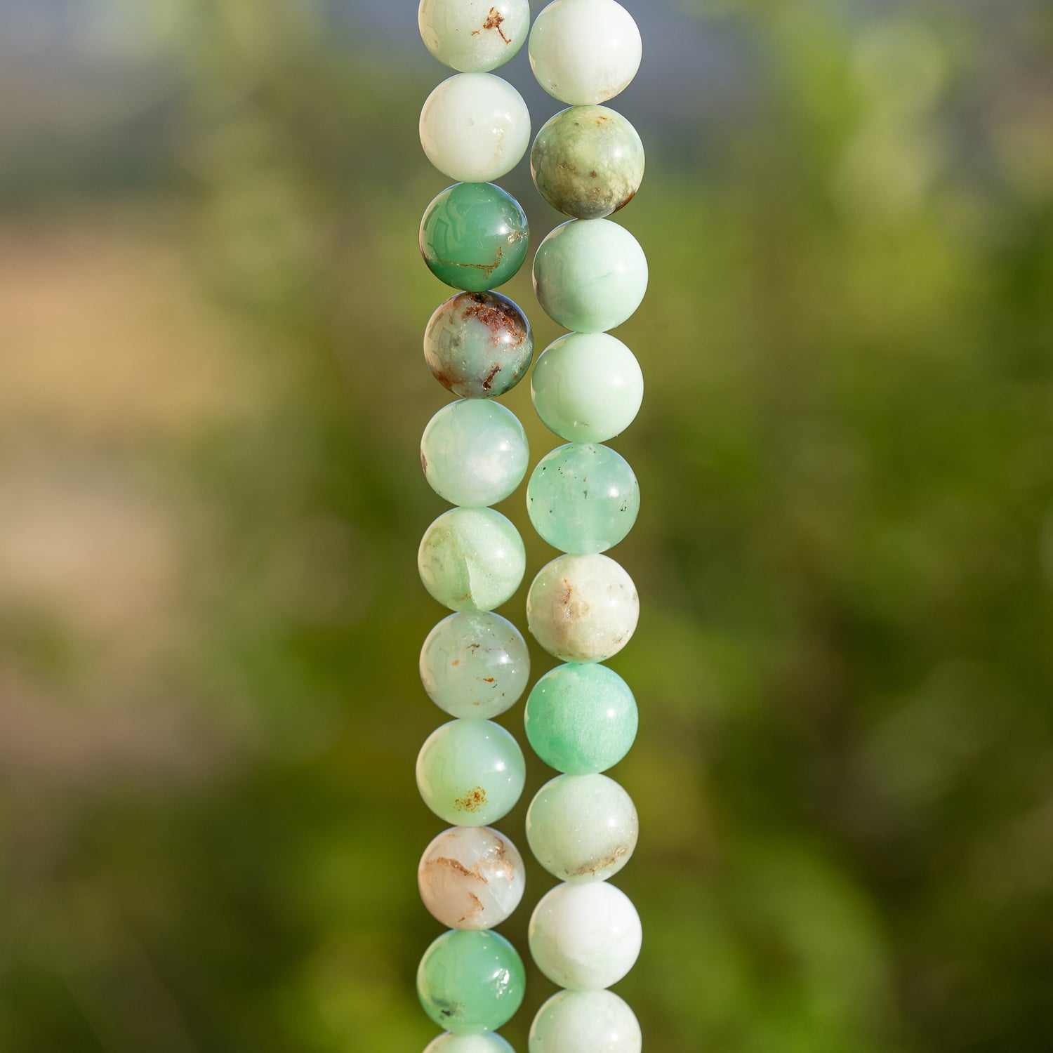 Perles rondes lisses de Chrysoprase de 10 mm ( 1/2 rang de env 20 perles )