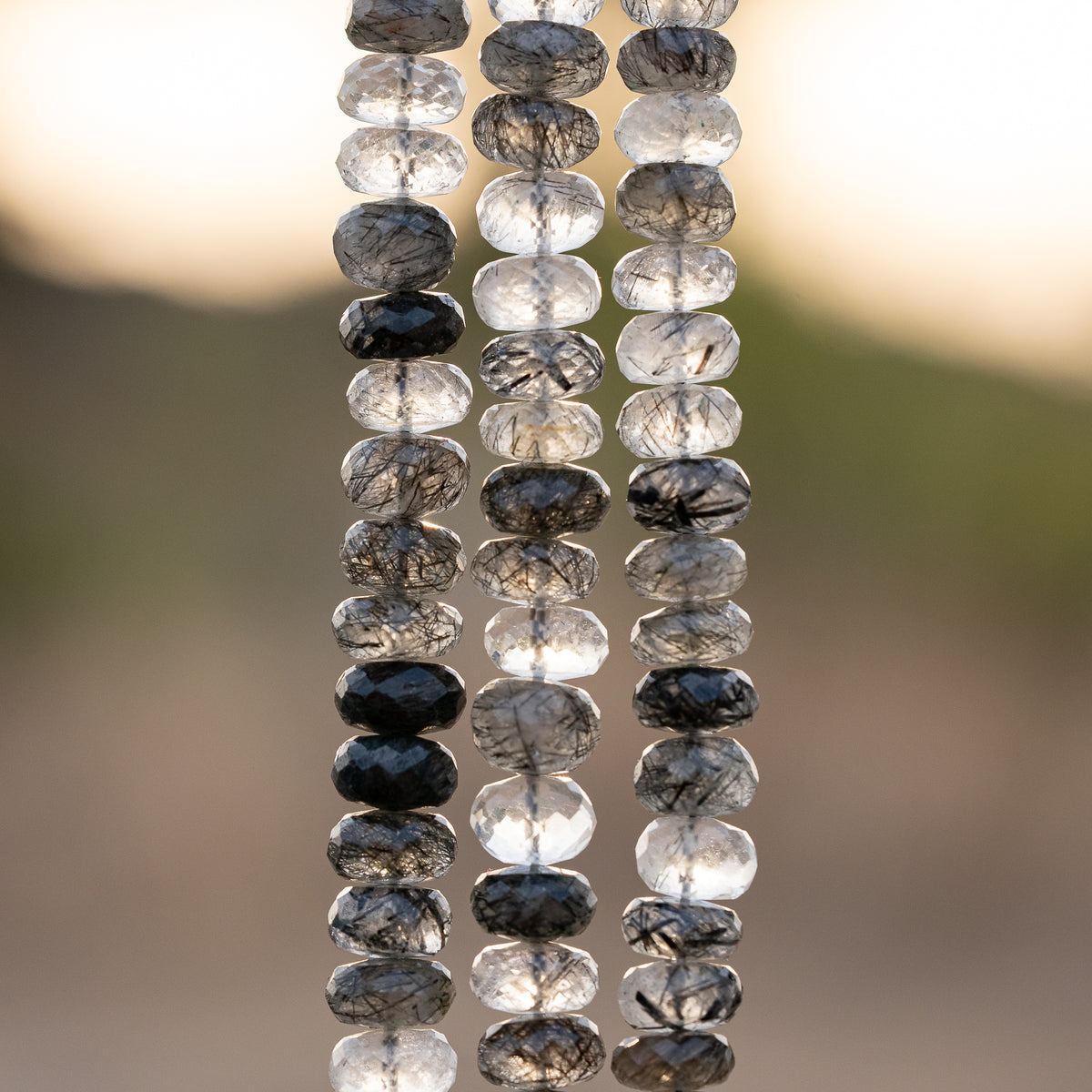 Perles rondelles facettes de Quartz Tourmaliné de env 9,3 mm ( lot de 2 perles )