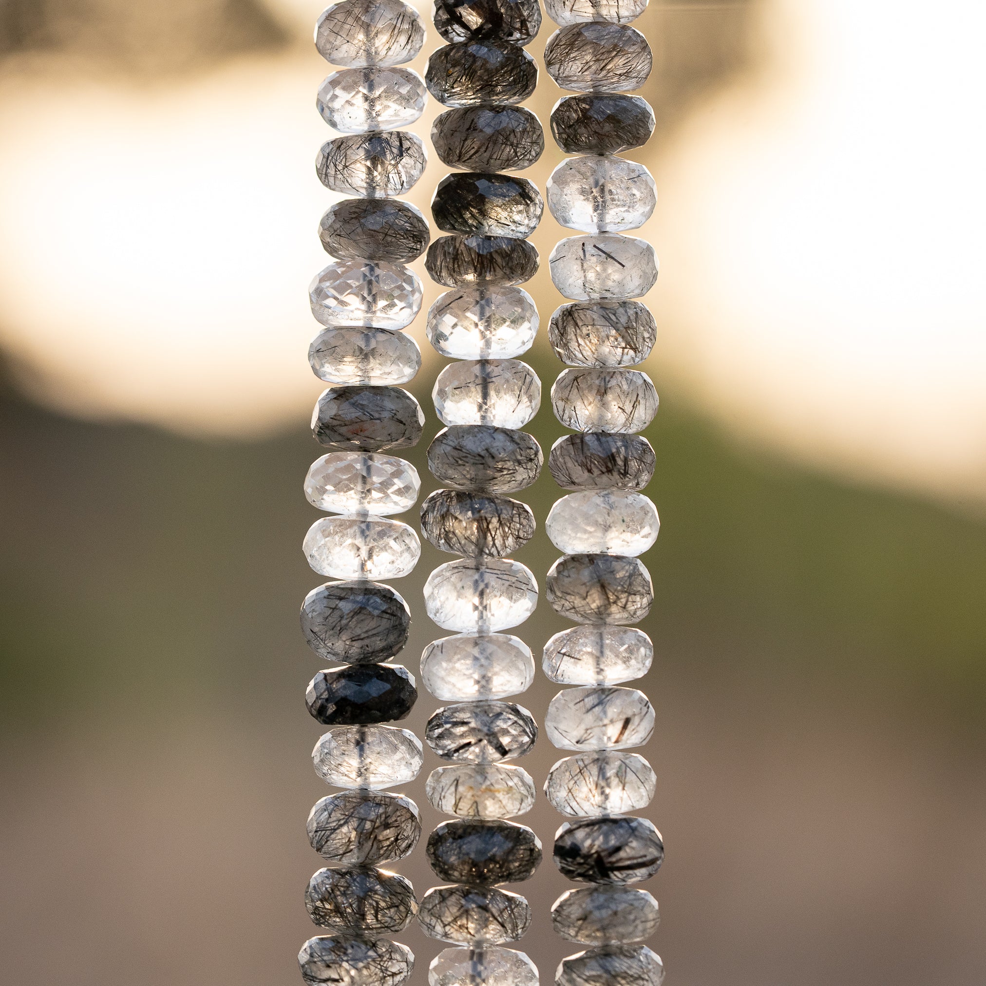 Perles rondelles facettes de Quartz Tourmaliné de env 9,3 mm ( lot de 2 perles )