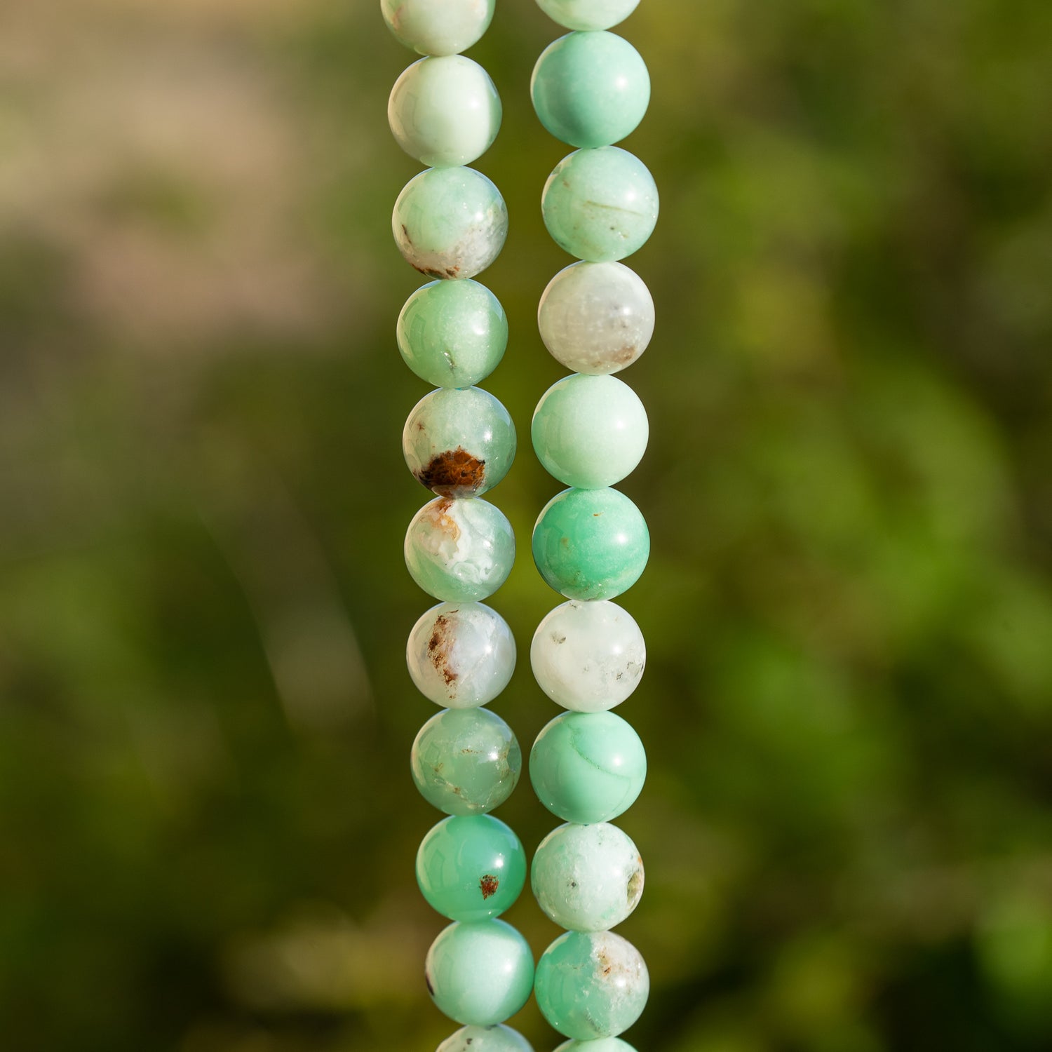 Perles rondes lisses de Chrysoprase de 10 mm ( 1/2 rang de env 20 perles )