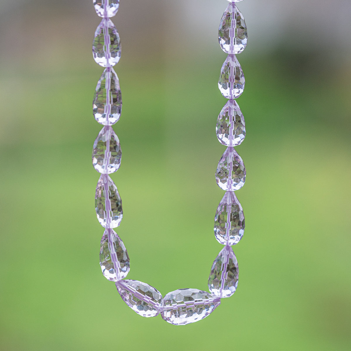 Perles gouttes facettes AA en Améthyste lilas de 9/14 mm ( à l&