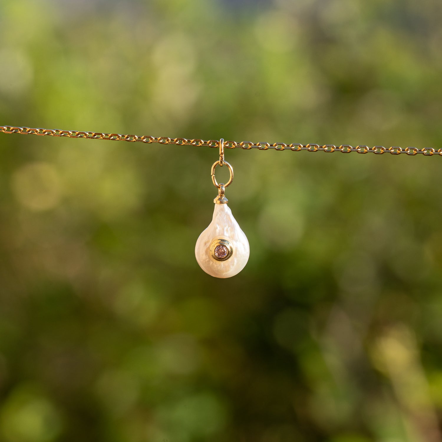 Pendentifs en laiton plaqué or 18k, perles d&