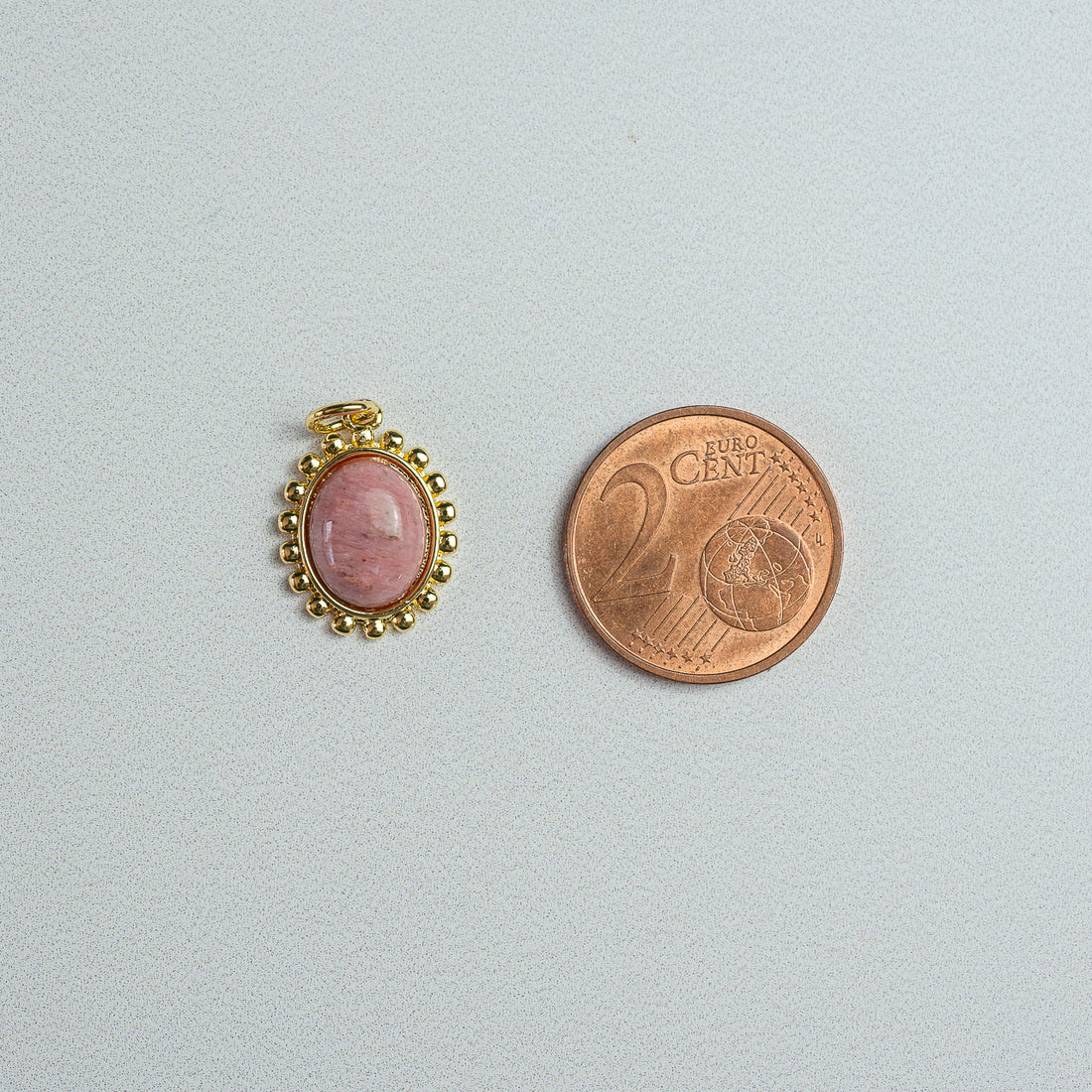 Breloques ovales en laiton plaqué or 18k et Rhodonite de 16 mm ( à l&