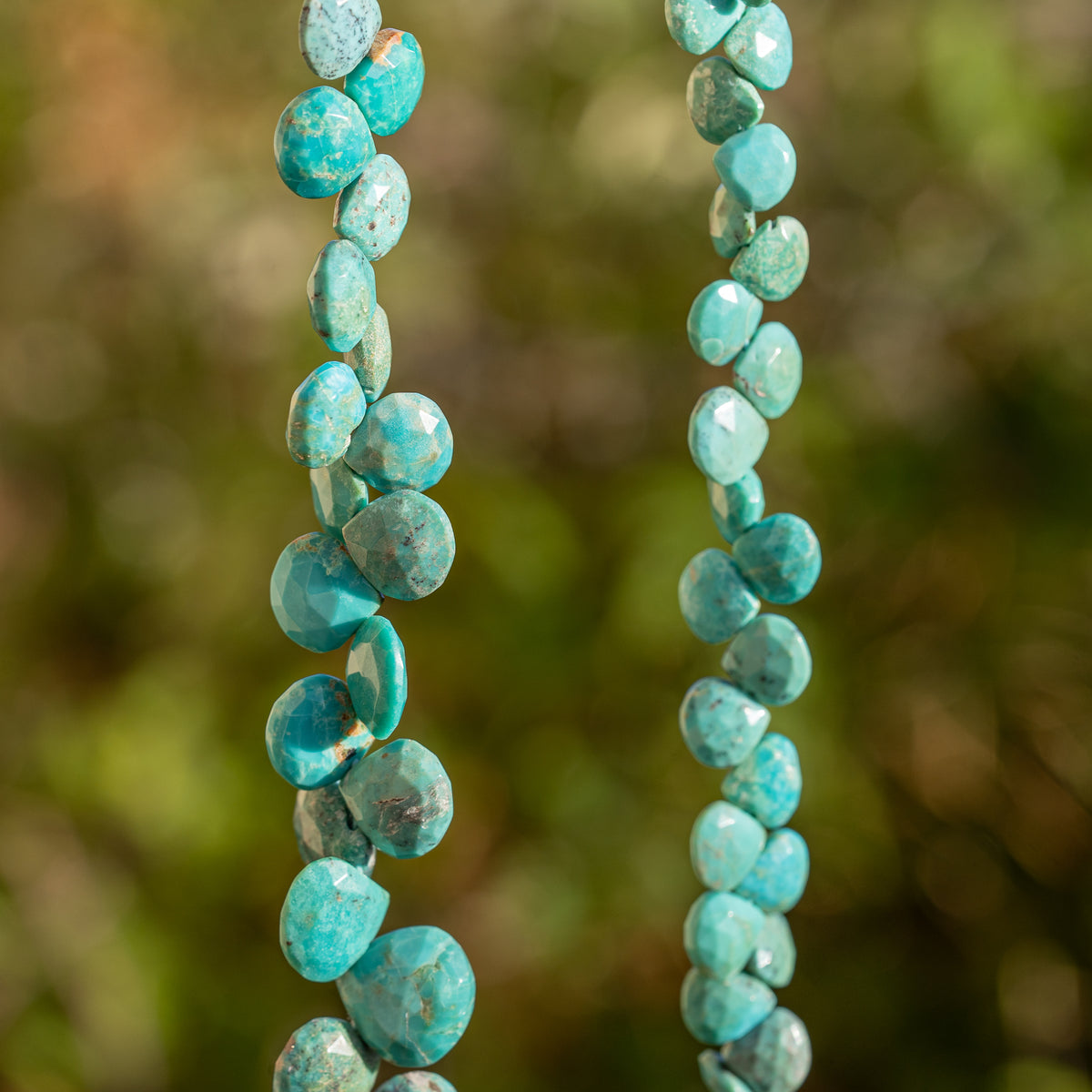 Perles gouttes facettes de Turquoise Arizona de 7 à 13 mm ( à l&