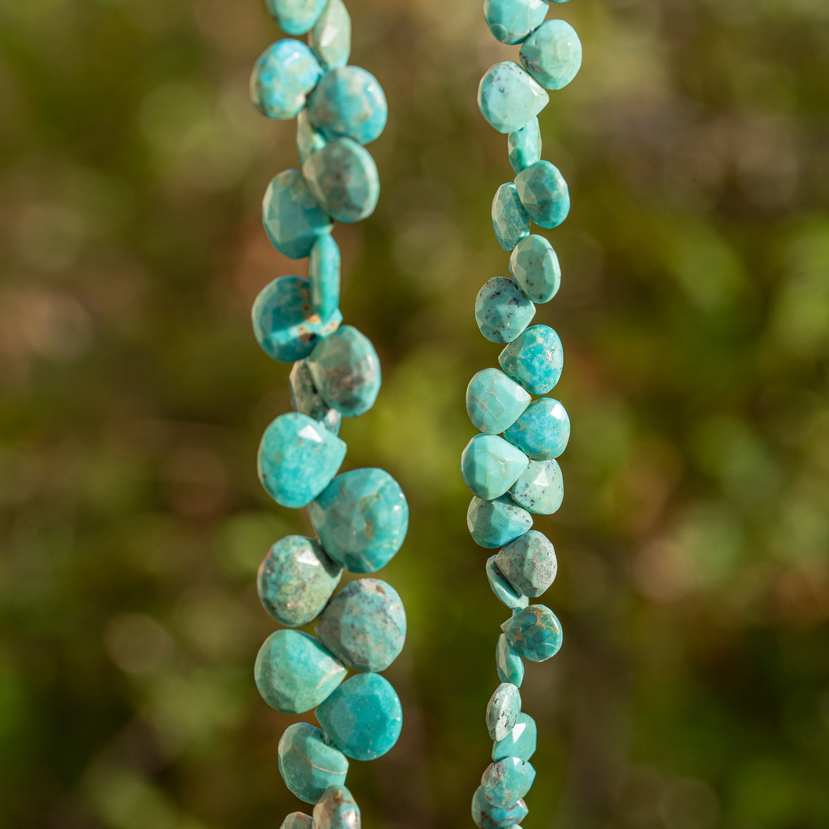 Perles gouttes facettes de Turquoise Arizona de 7 à 13 mm ( à l&