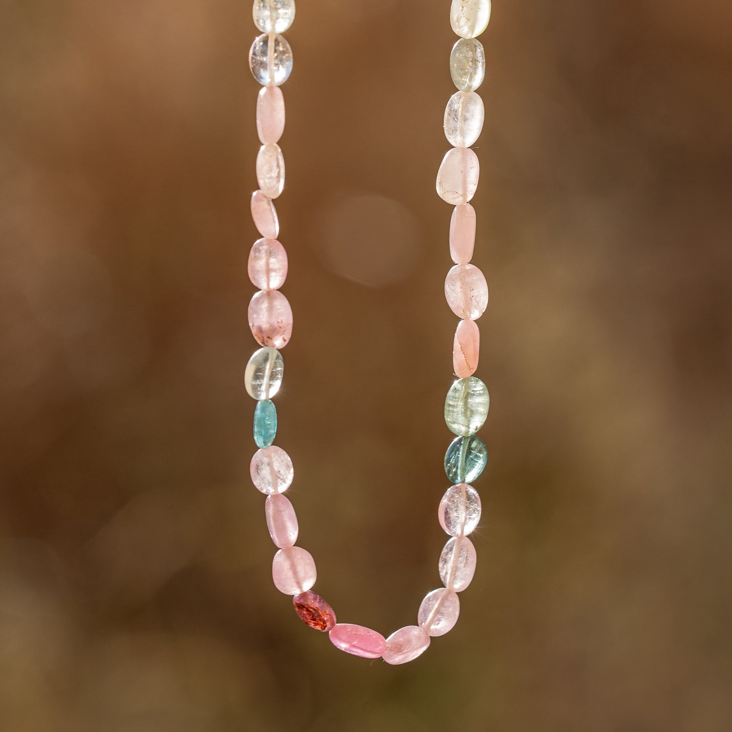 Fil de 34/36 cm de perles ovales plates lisses de Tourmaline pastel de 6/7 mm