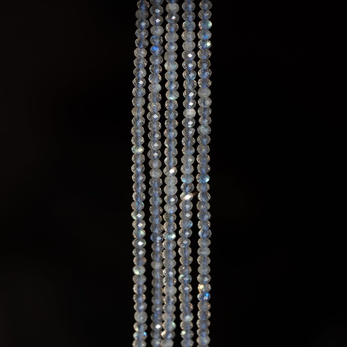 Perles rondelles facettes de Labradorite de 2,5/3 mm ( rang de env 178 perles )