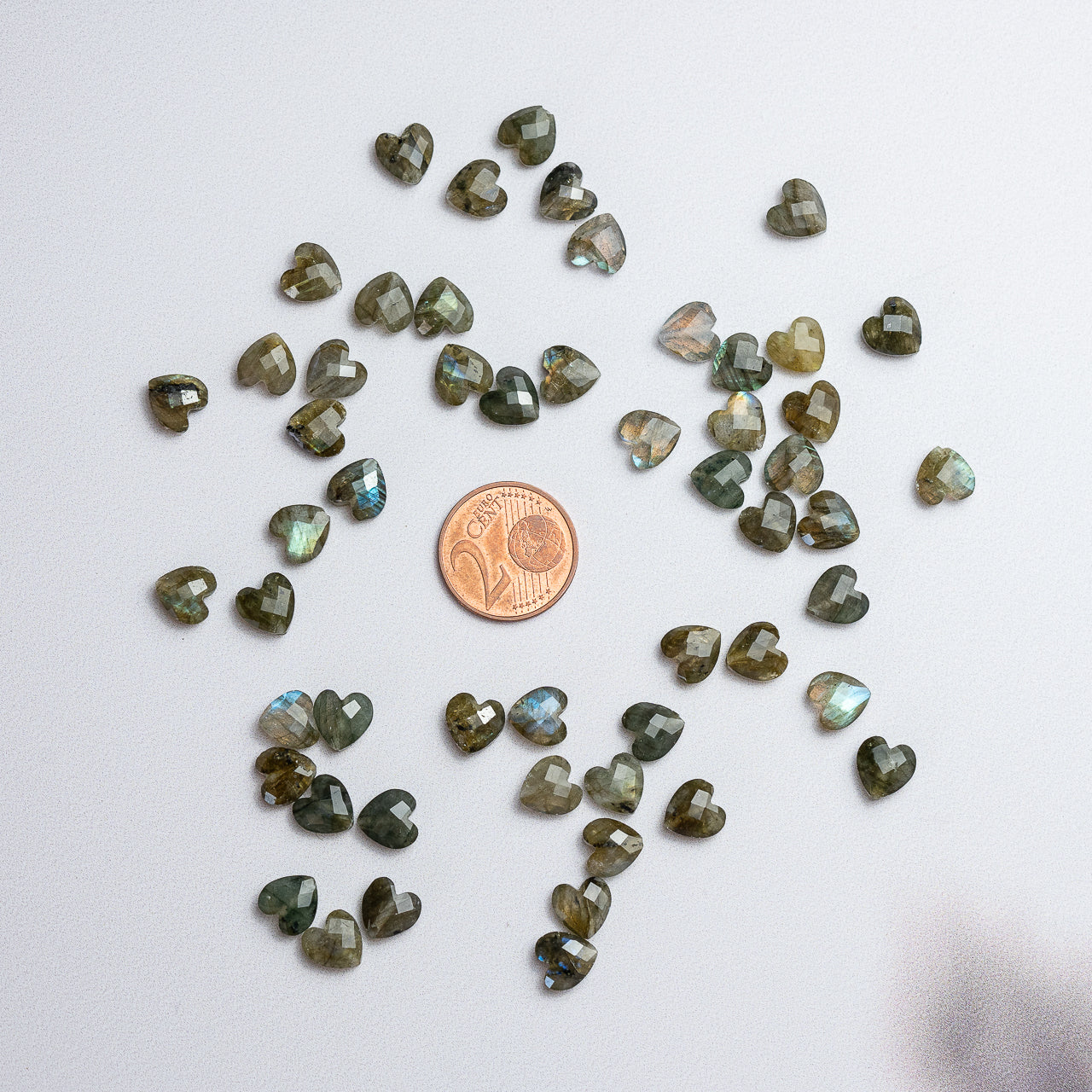 Perles ♡ facettes de Labradorite de 8 mm ( lot de 4 perles )