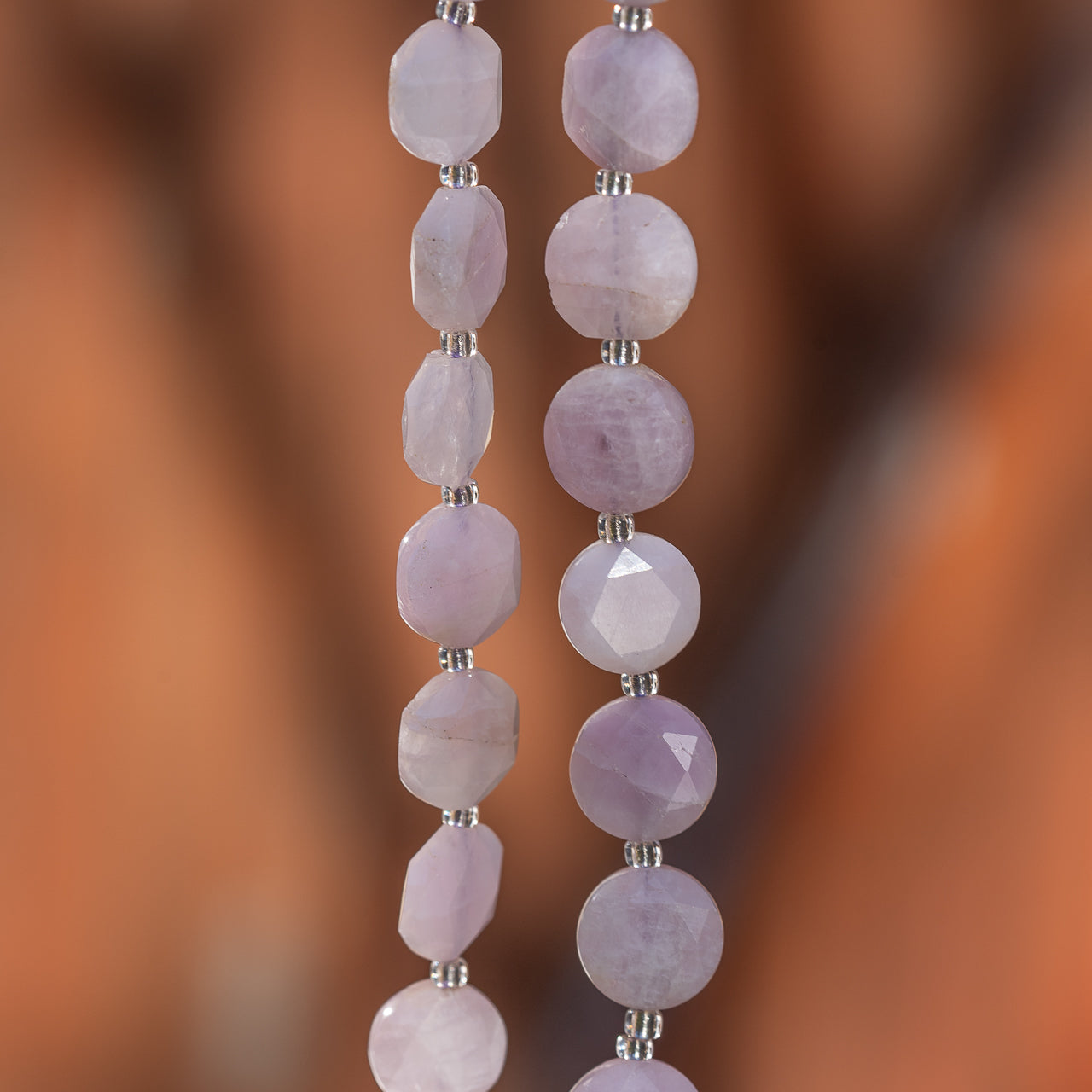 Perles rondes plates facettes de Kunzite de env 11/12 mm ( lot de 4 perles )