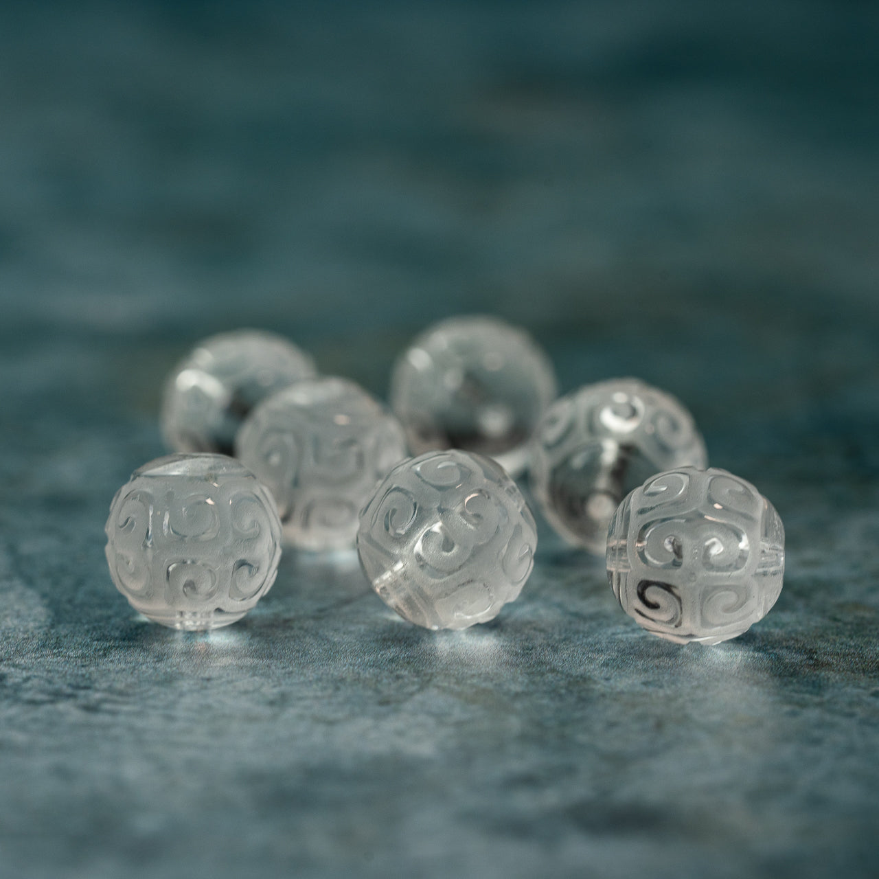 Perles rondes sculptées en cristal de roche de 11/14 mm ( à l&