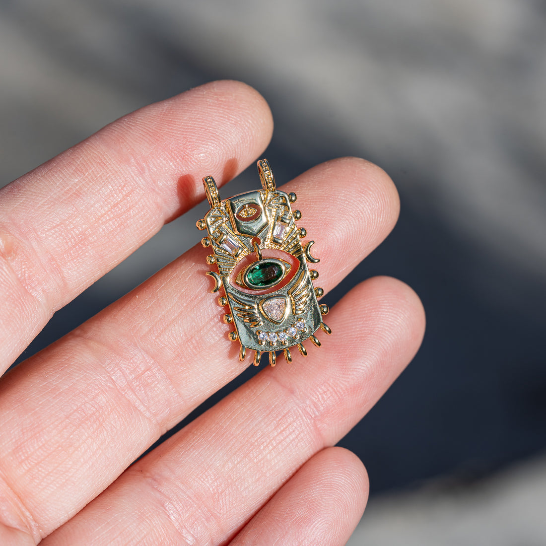 Breloques rectangle/oeil articulées en laiton plaqué or 18k et zirconium de 28 mm ( à l&