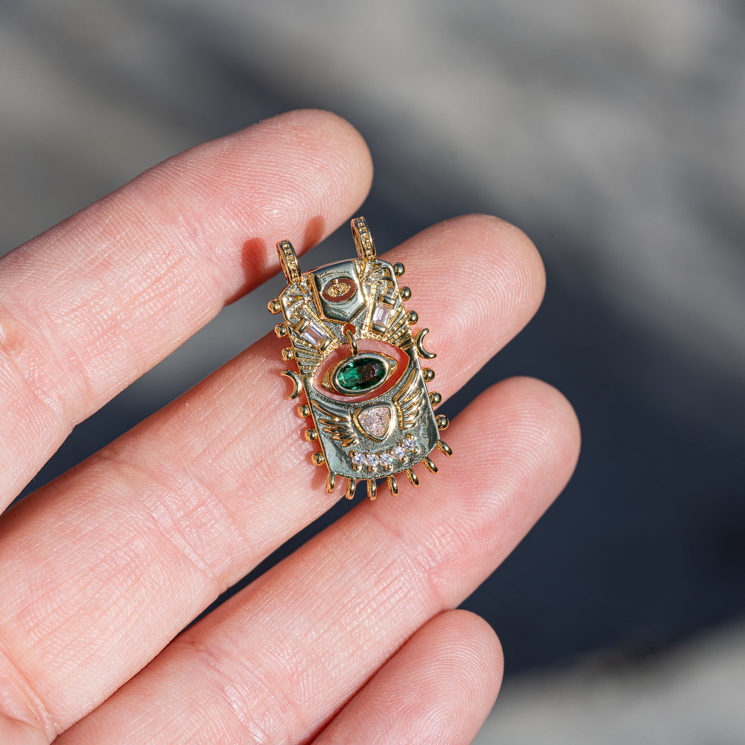Breloques rectangle/oeil articulées en laiton plaqué or 18k et zirconium de 28 mm ( à l&