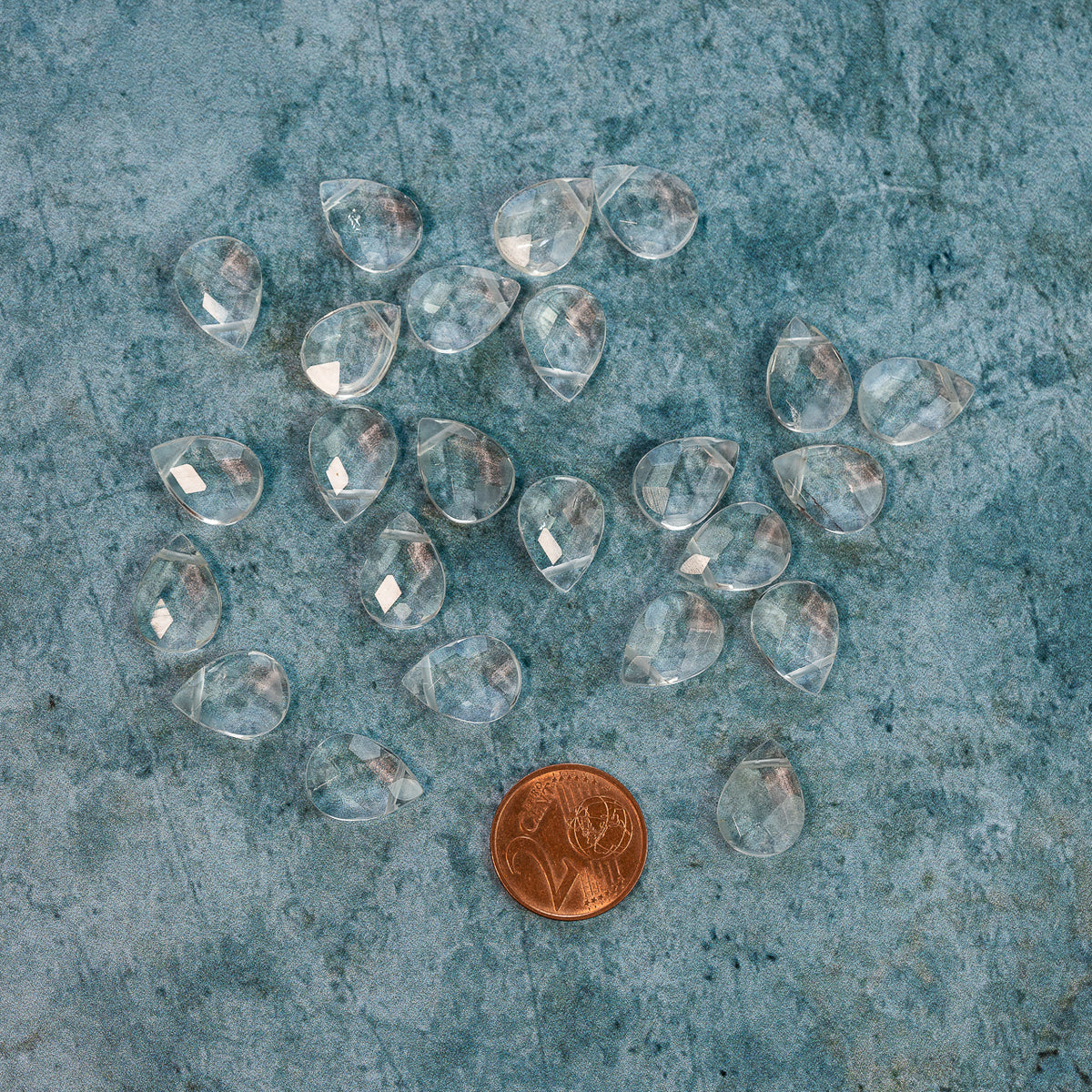 Perles gouttes facettes de cristal de roche de 14 mm ( lot de 2 )