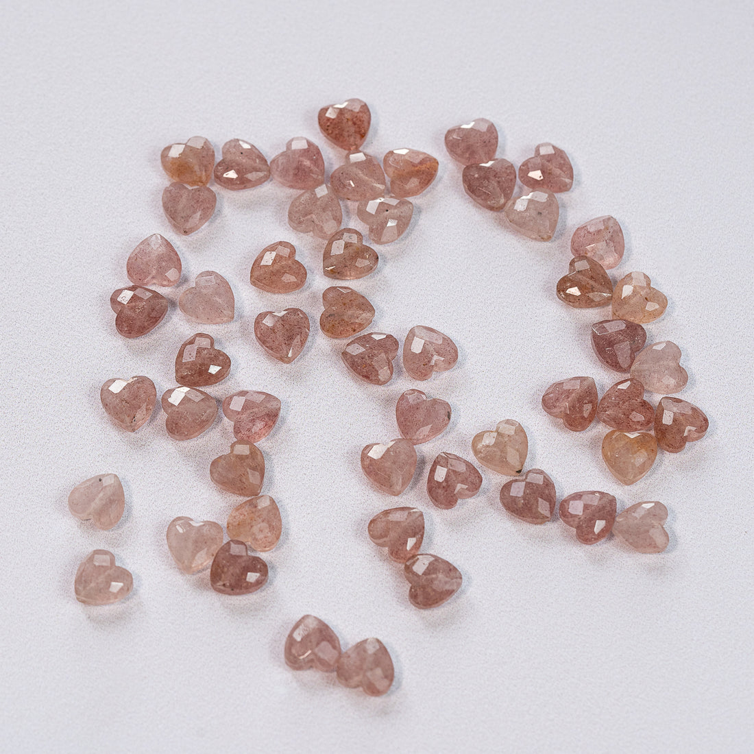 Perles ♡ facettes de Quartz fraise de 8 mm ( lot de 4 perles )