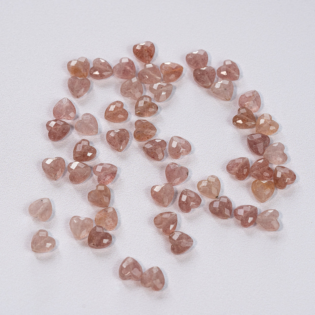 Perles ♡ facettes de Quartz fraise de 8 mm ( lot de 4 perles )