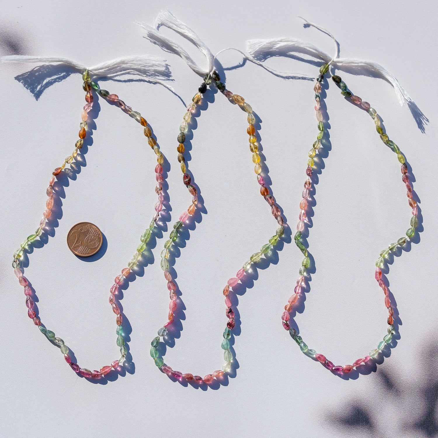 Fil de env 38 cm de perles gouttes facettes de Tourmaline multicolore de env 5 à 6,5 mm