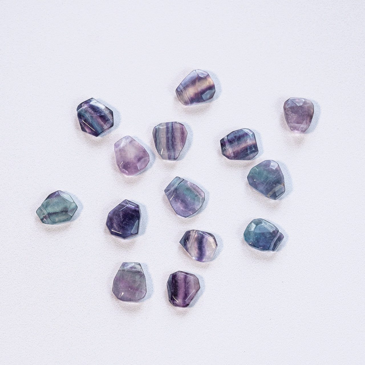 Perles gouttes facettes de Fluorite multicolore de 11 à 14 mm ( à l&