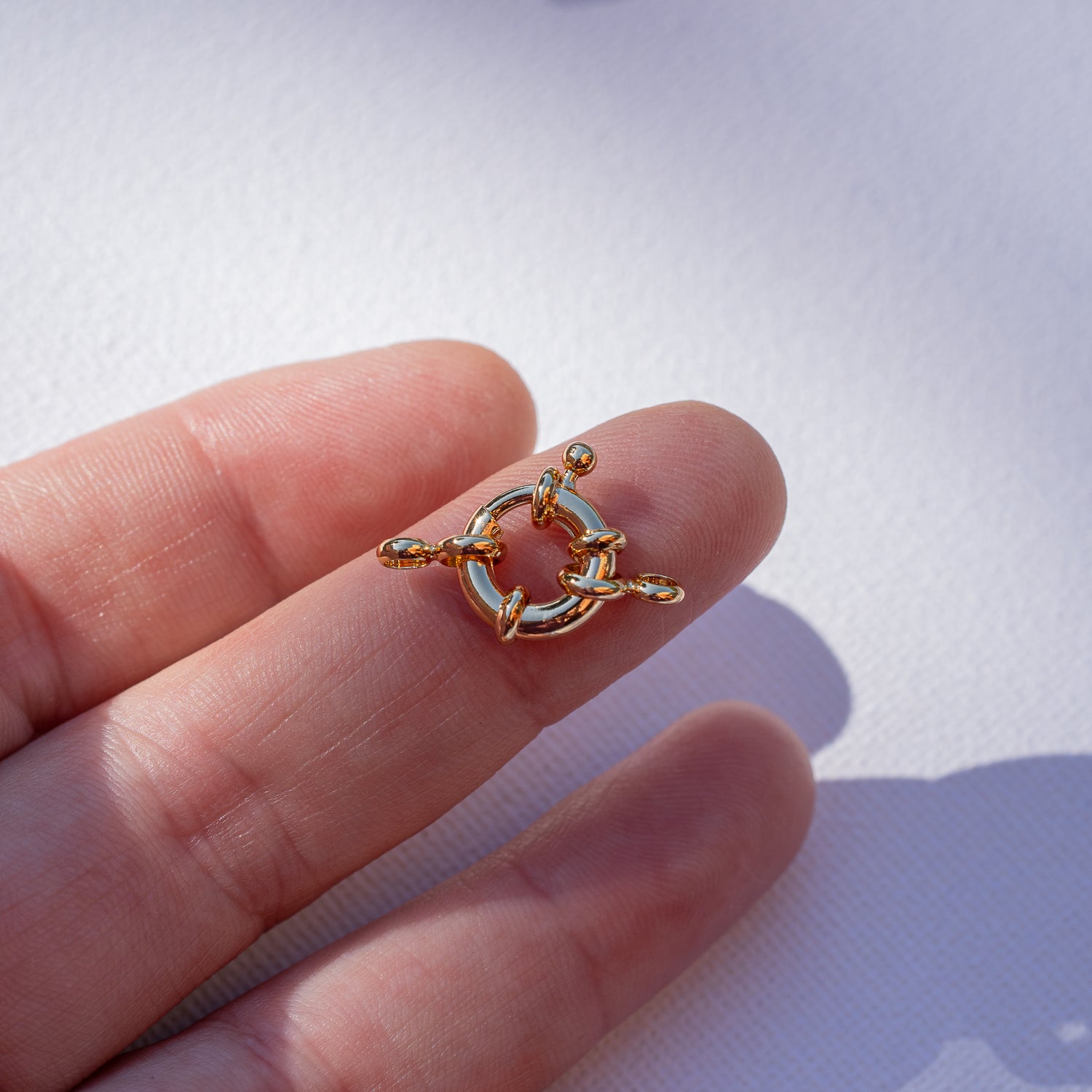 Fermoirs roue en laiton plaqué or 18k de 11 x 2,5 mm ( à l&