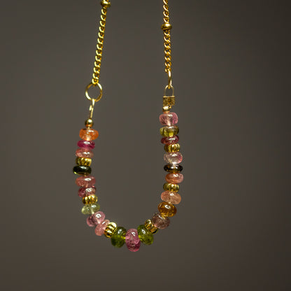Chaine fine avec boules en acier inoxydable plaqué or 18k ( au mètre )
