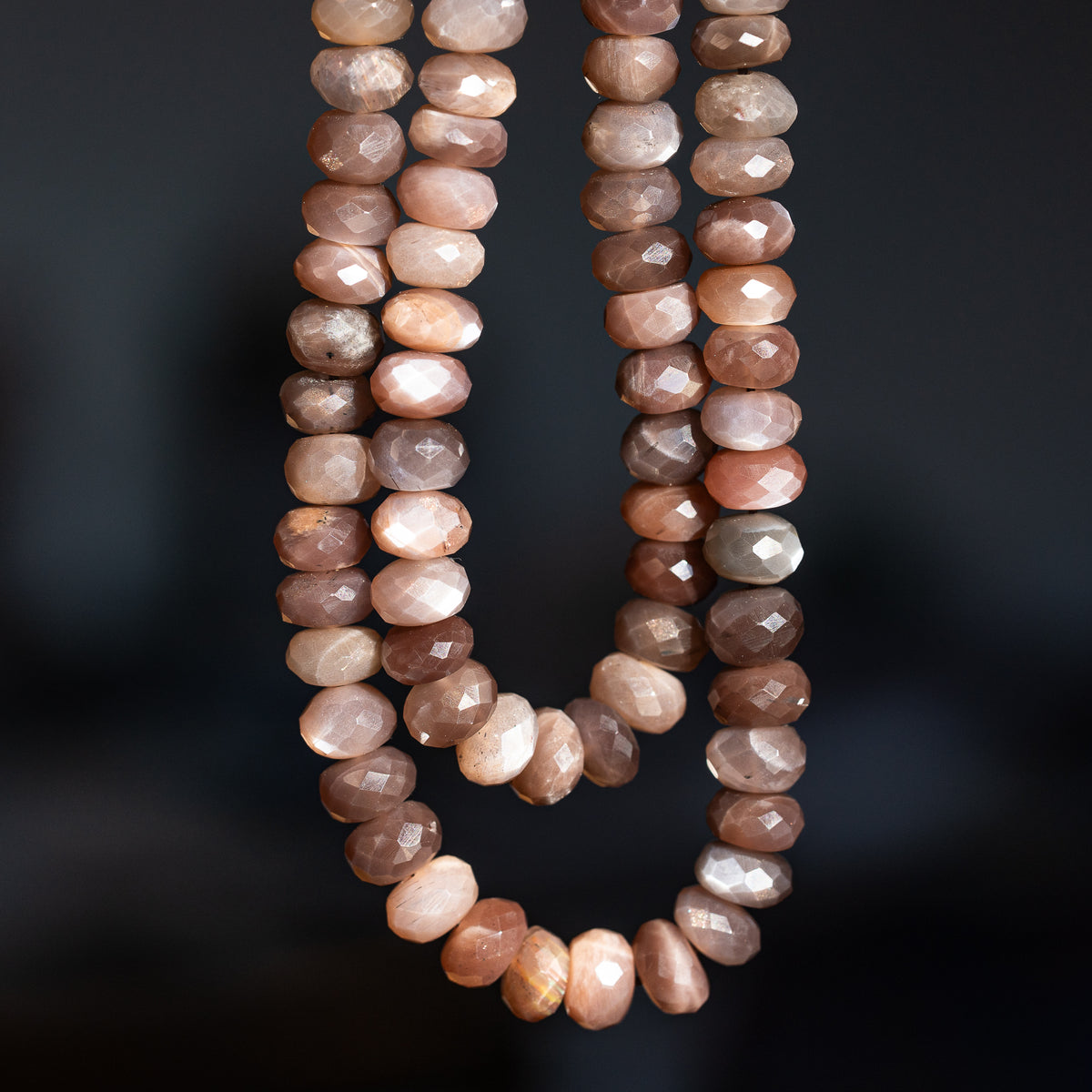 Perles rondelles facettes de pierre de lune chocolat de env 7/8 mm ( lot de 4 )