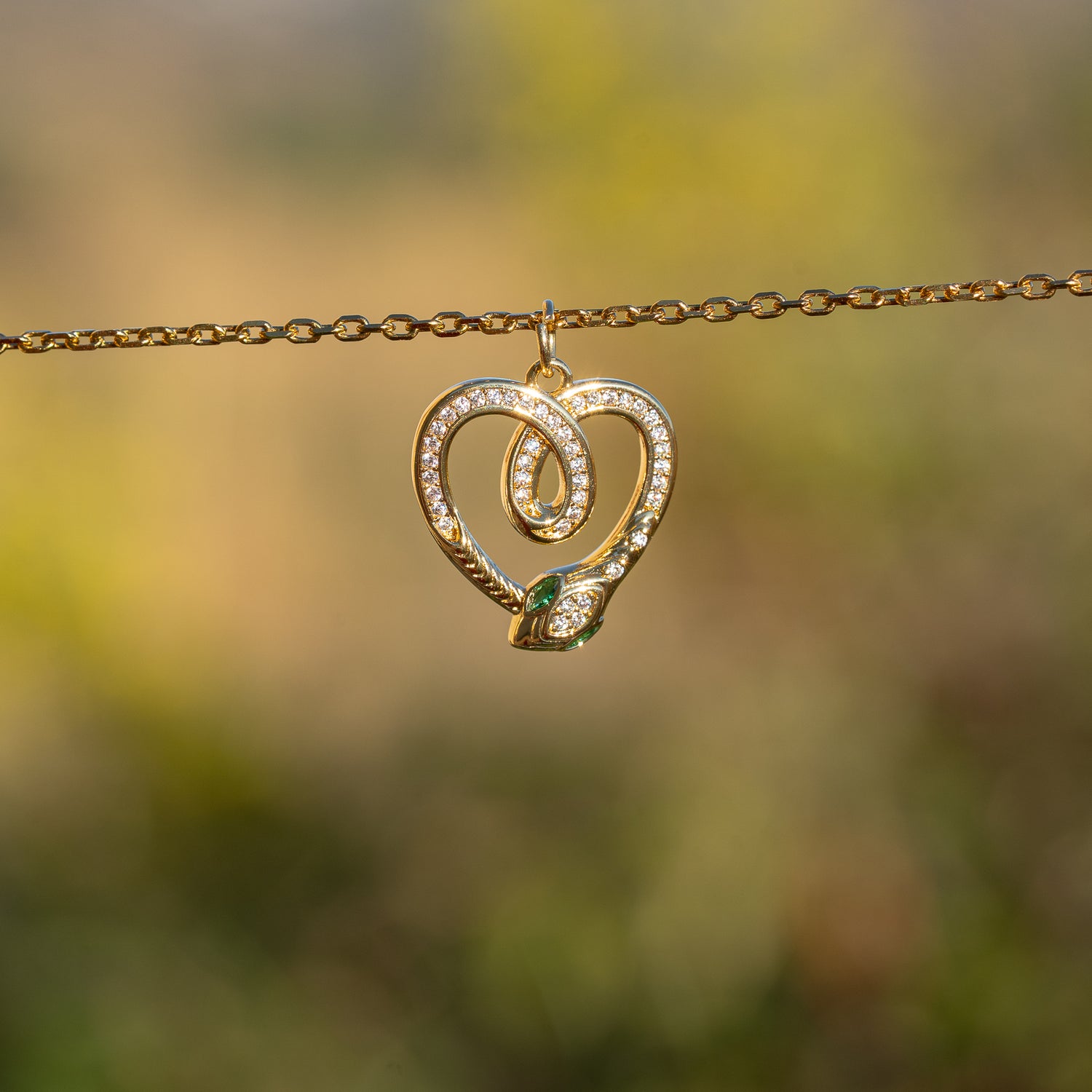Breloques serpent/coeur en laiton plaqué or 18k et zirconium de 19,5 mm ( à l&