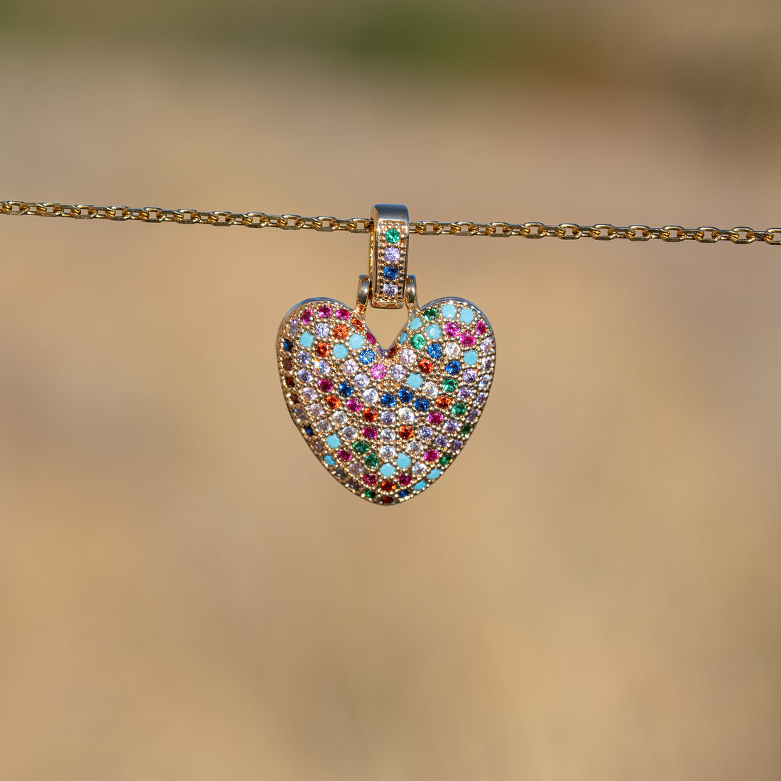 Breloques coeur en laiton plaqué or 18k et zirconium colorés de 22 mm ( à l&
