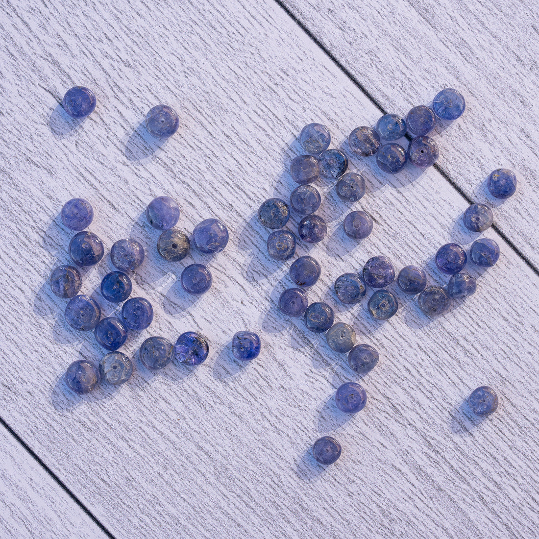 Perles rondelles lisses de Tanzanite de env 6/7 mm ( lot de 2 )