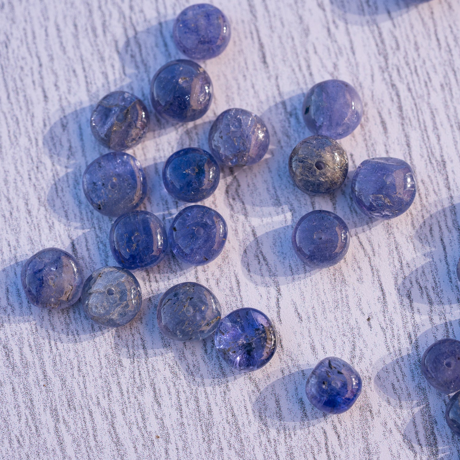 Perles rondelles lisses de Tanzanite de env 6/7 mm ( lot de 2 )