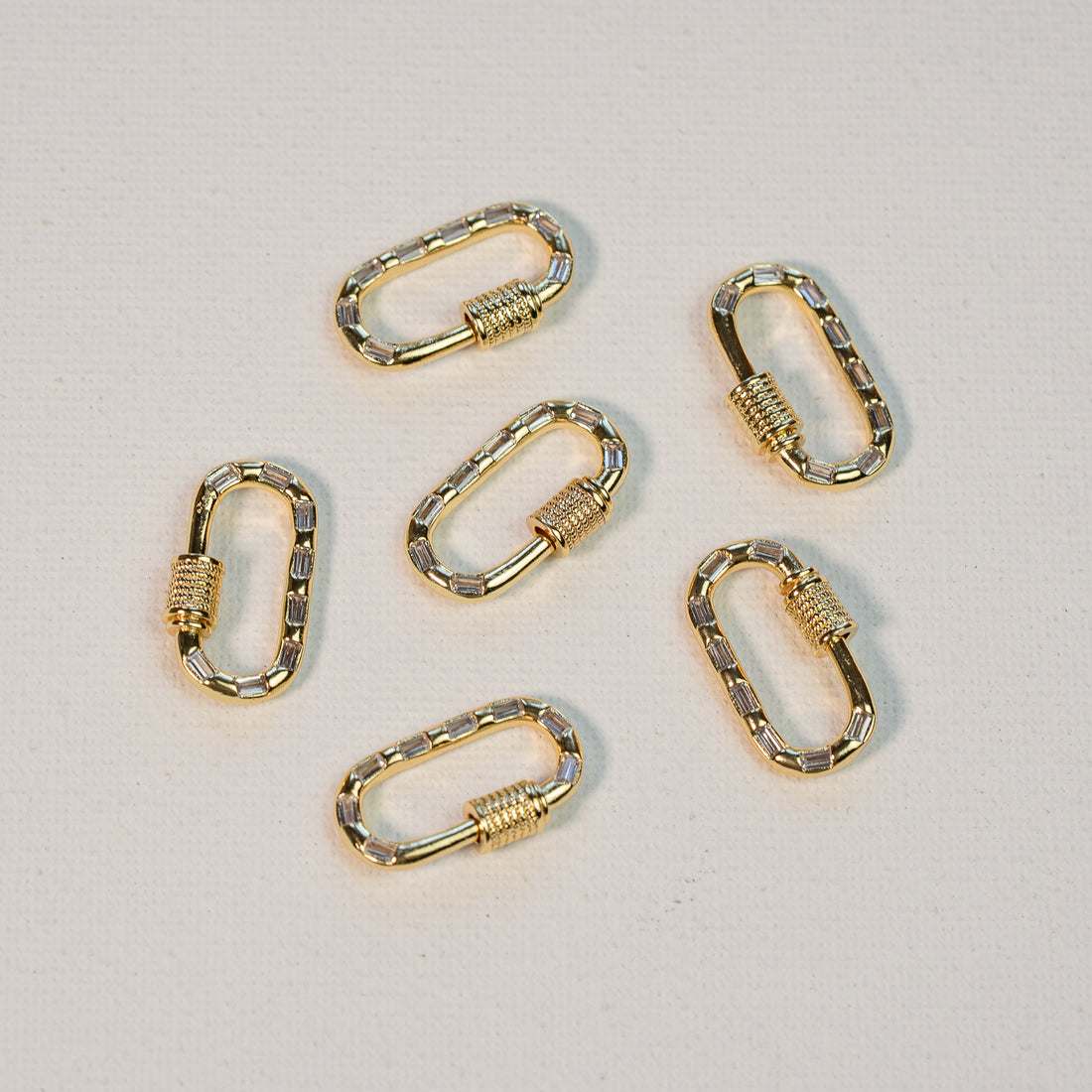 Fermoir mousqueton à vis ovale en laiton plaqué or 18k et zirconium transparent de 23,5 mm ( à l&